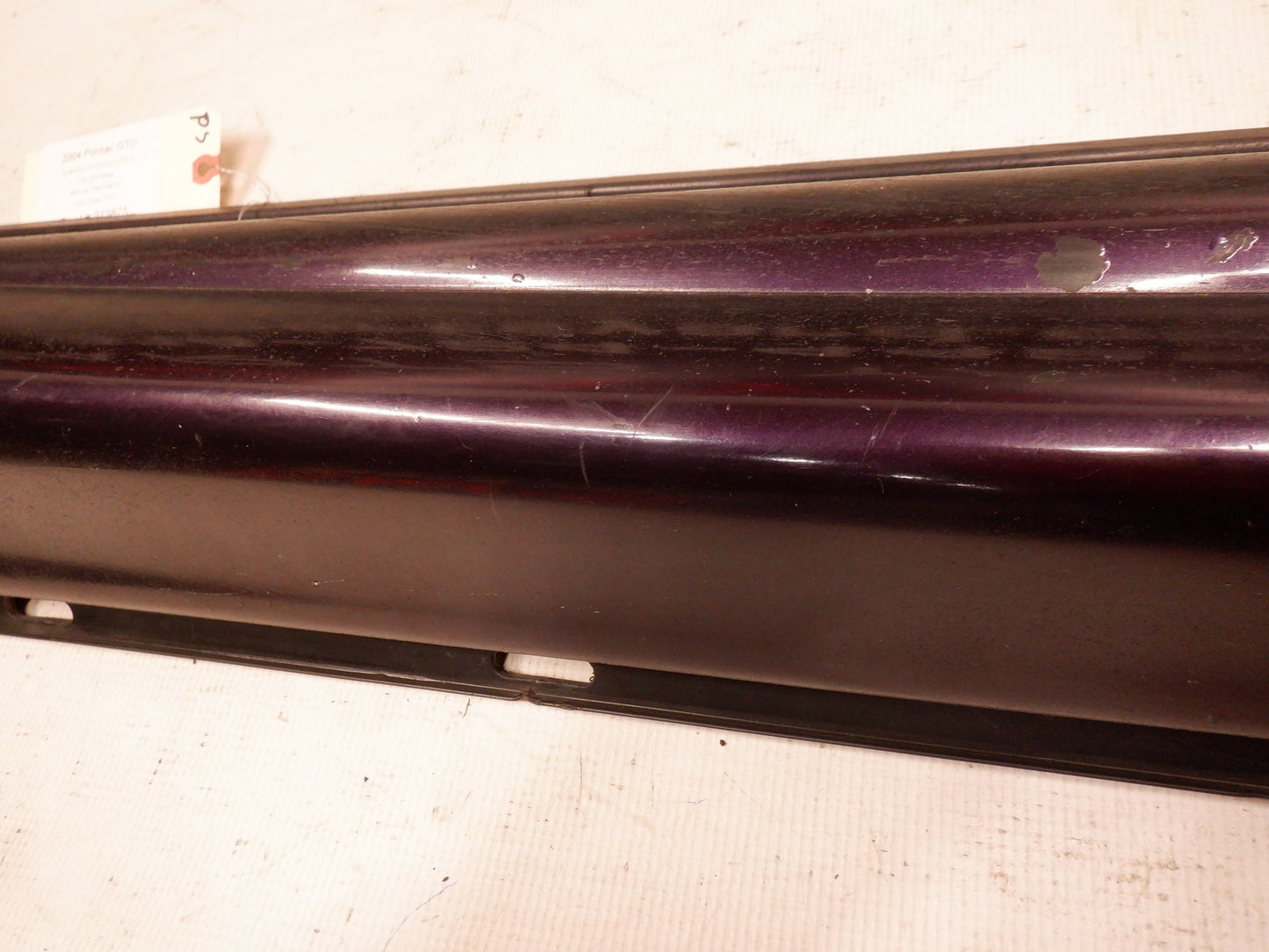 2004 Pontiac GTO RH Passenger Rocker Molding Panel Trim Purple 92059936 92078056 OEM - Day's Parts Yard