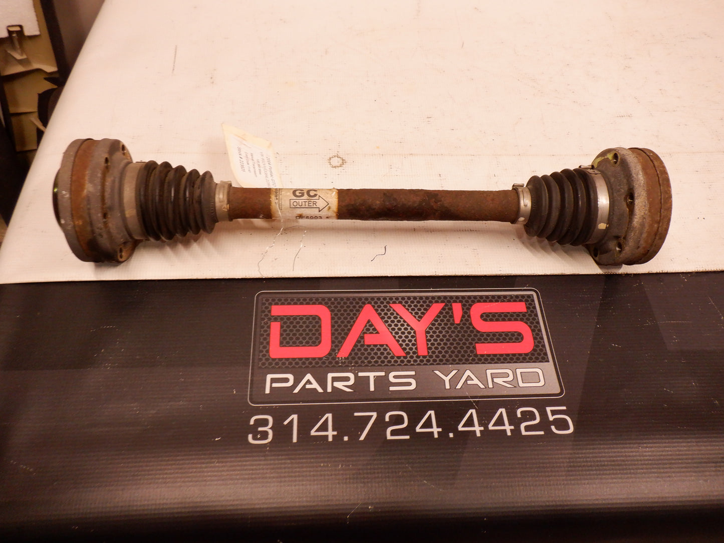 2004 Pontiac GTO Rear Axle Half Shaft 92067184 OEM - Day's Parts Yard