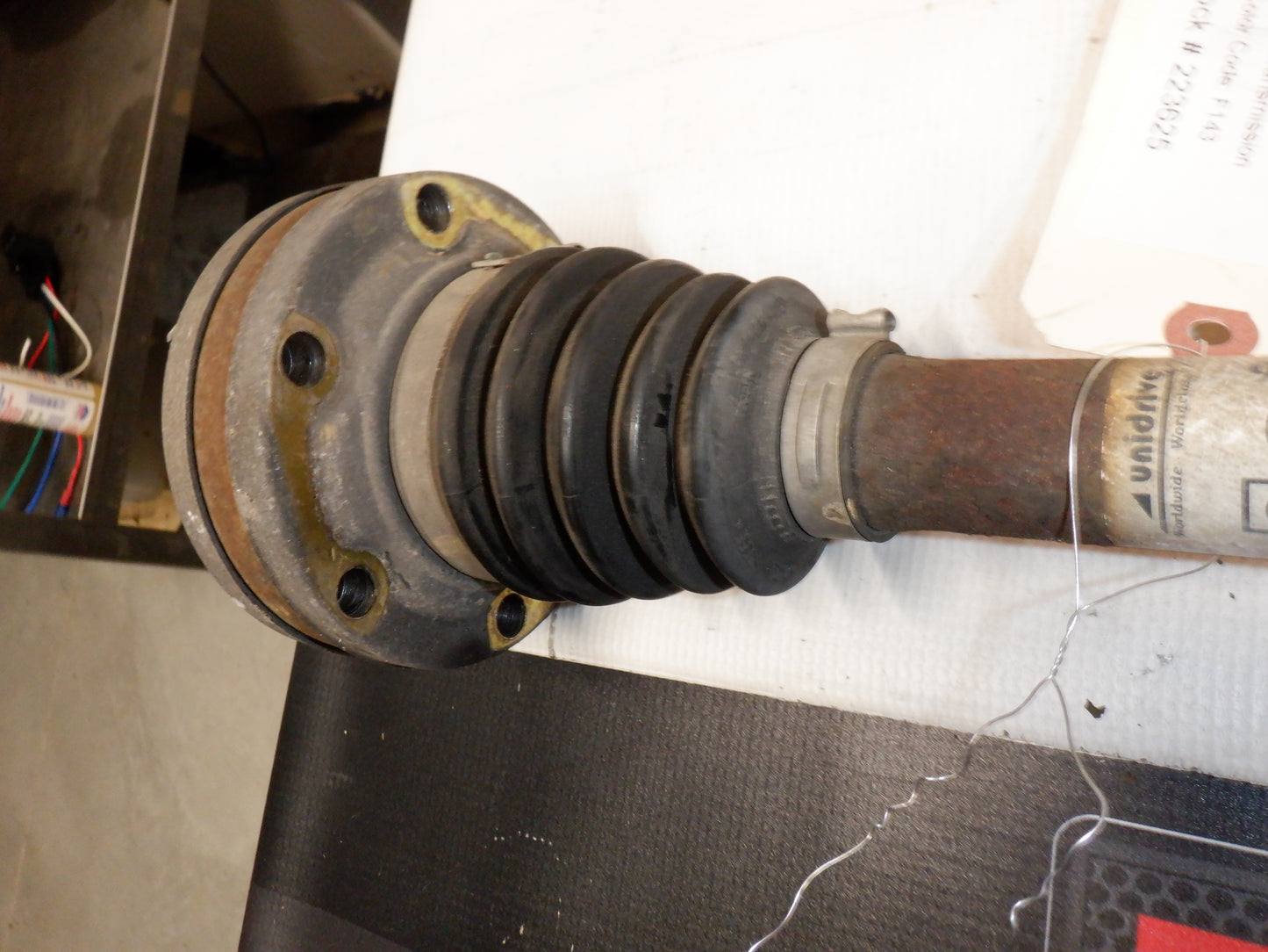 2004 Pontiac GTO Rear Axle Half Shaft 92067184 OEM - Day's Parts Yard