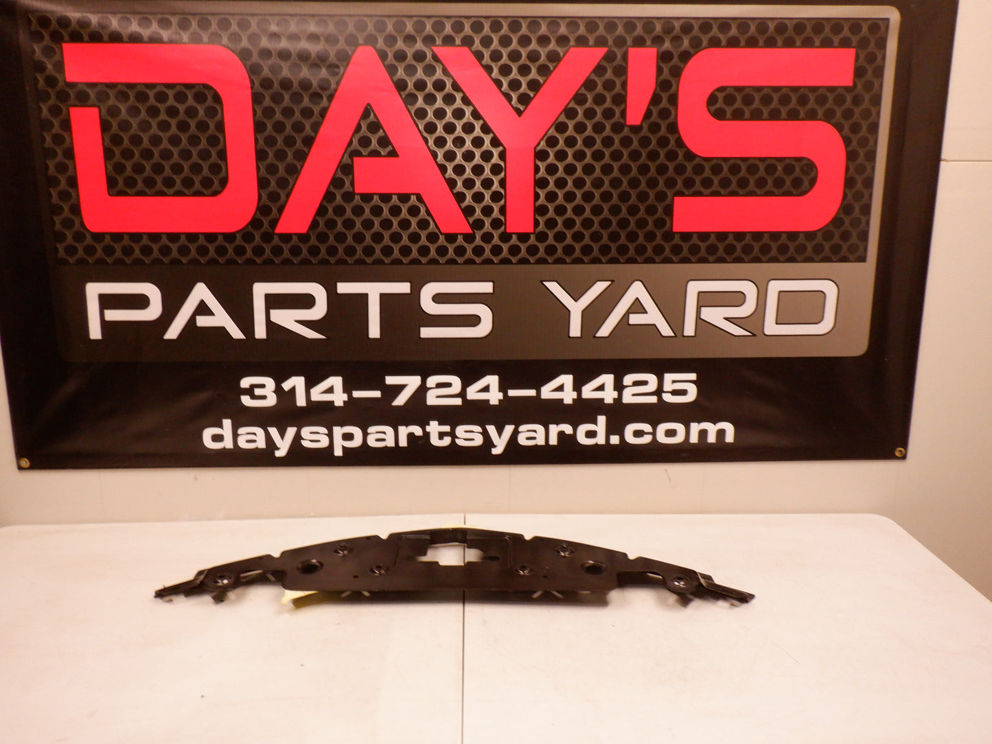 2017 Chevy Camaro Top Bumper Mount OEM - Day's Parts Yard