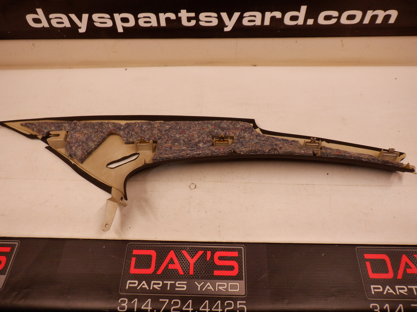 2005 Pontiac GTO Rear Pillar Trim RH Seat Belt Cover 92089330 OEM - Day's Parts Yard