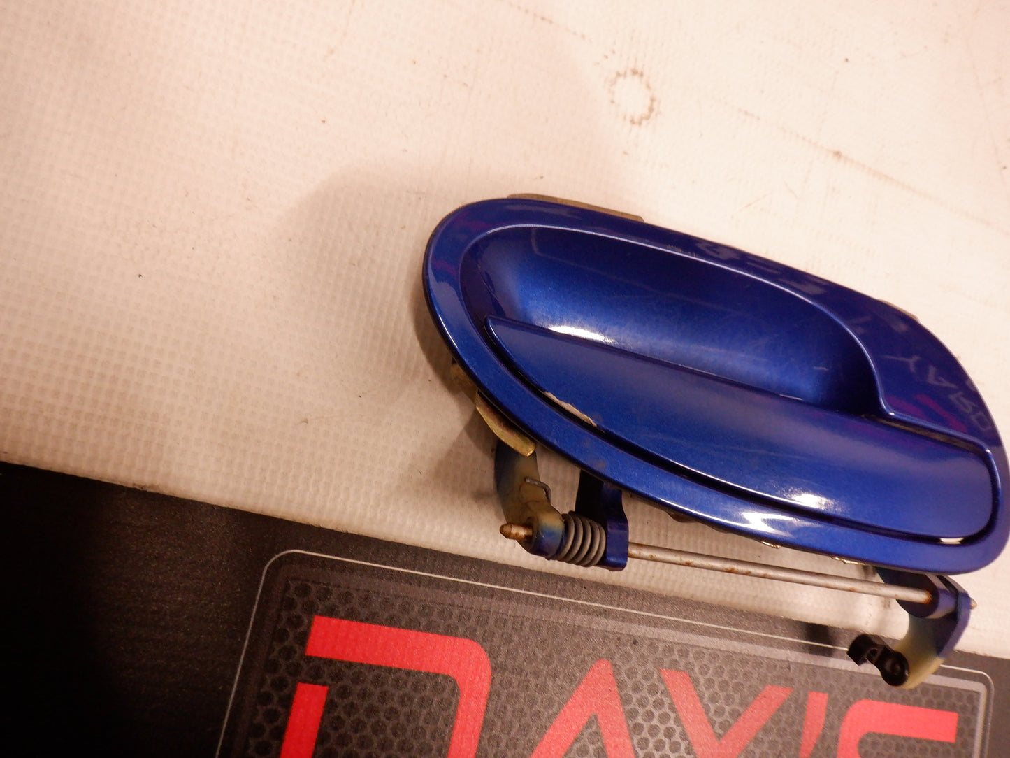 2005 Pontiac GTO RH Passenger Door Handle Blue 92056184 OEM - Day's Parts Yard
