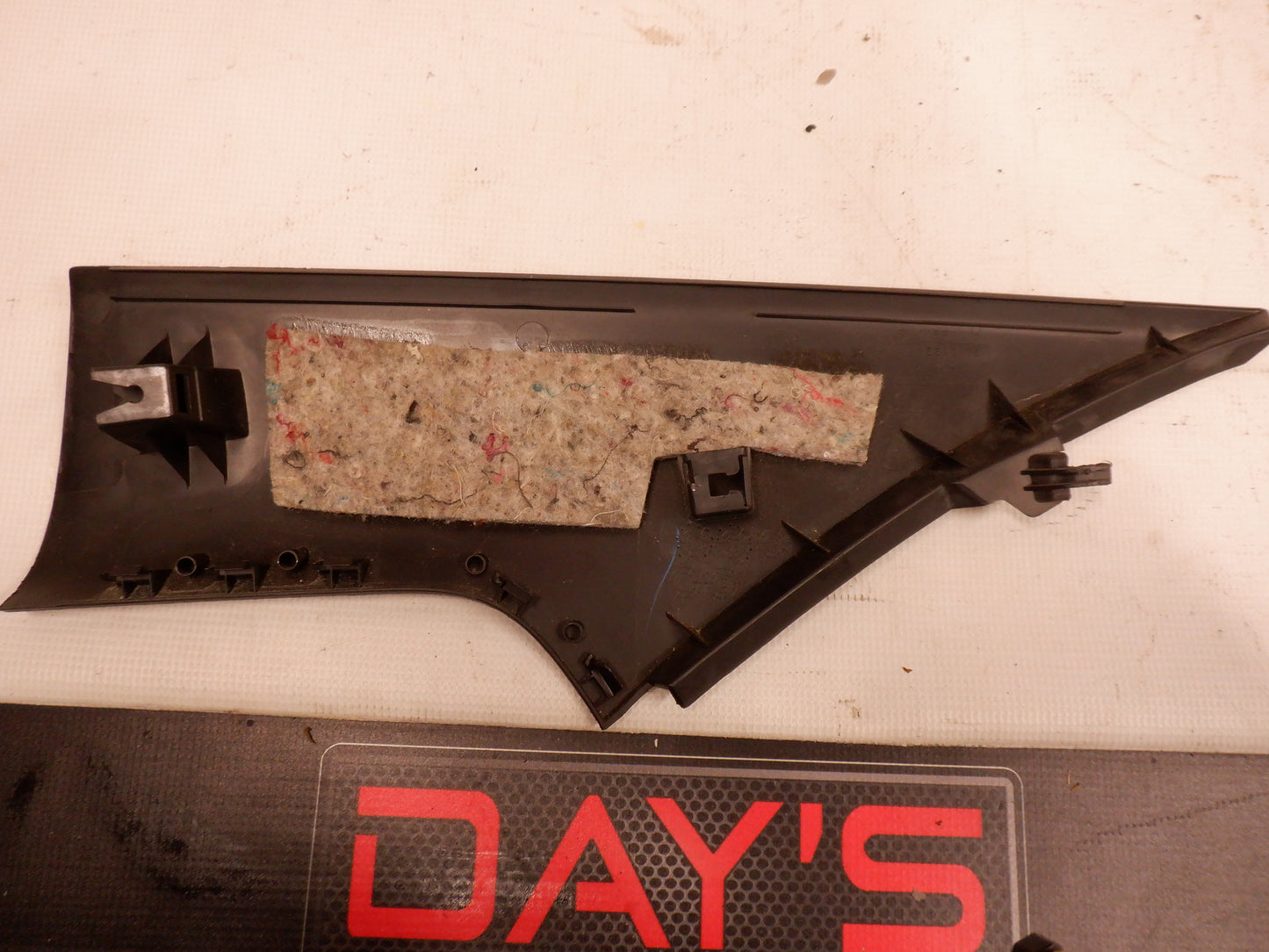 2010 Chevy Camaro SS Front Left C Pillar 92242124 OEM - Day's Parts Yard