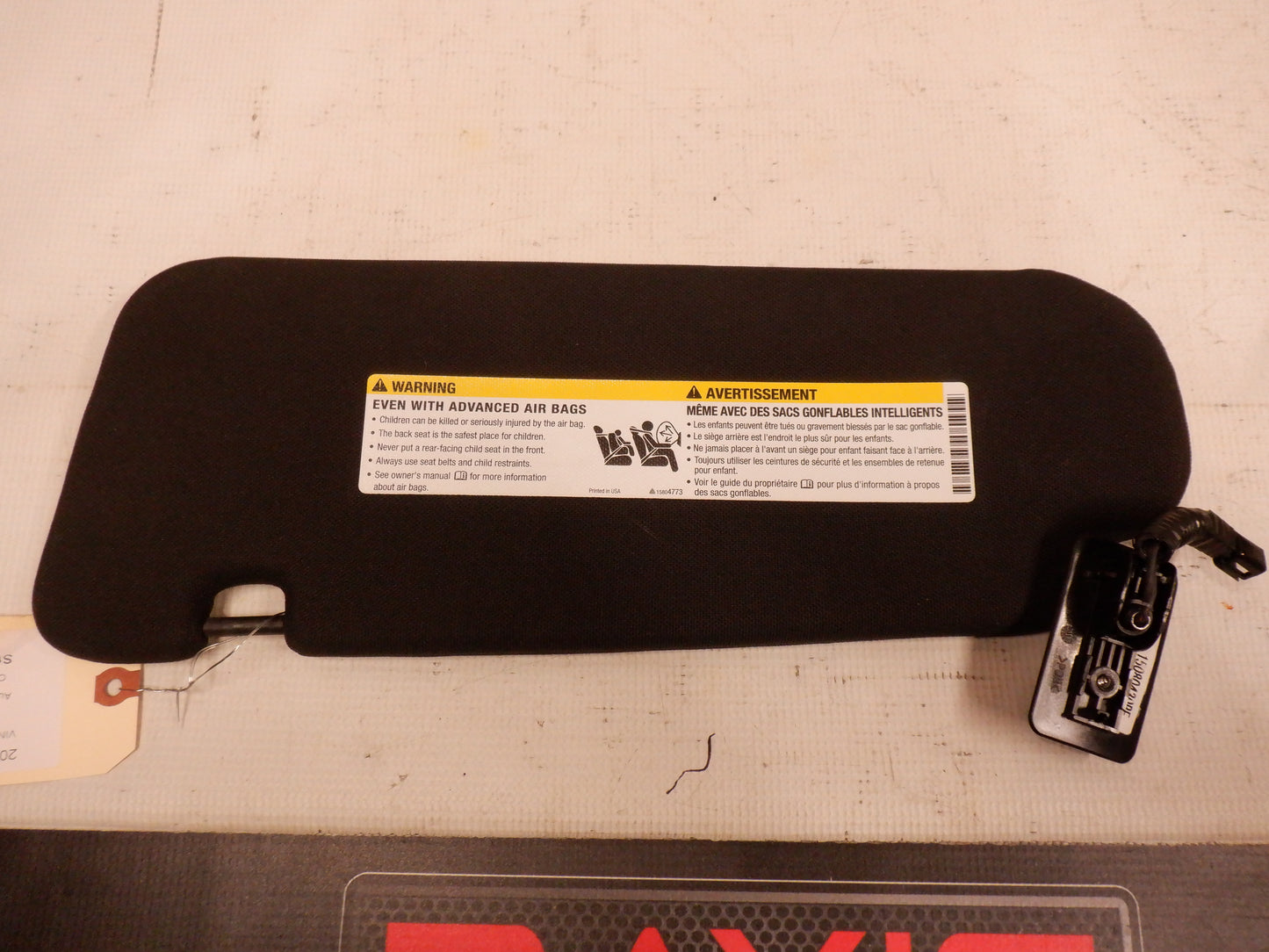 2009 Pontiac GT RH Passenger Sun Visor Sun Visor OEM - Day's Parts Yard