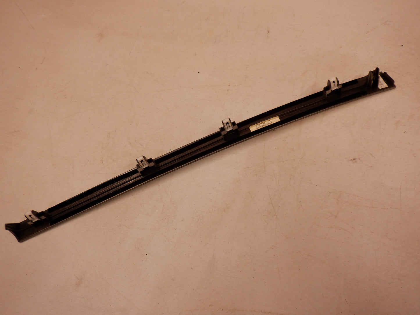 2008-2009 Pontiac G8 GT GXP RH Side Silver Dash Trim Accent 92169556 / 92204530 OEM - Day's Parts Yard