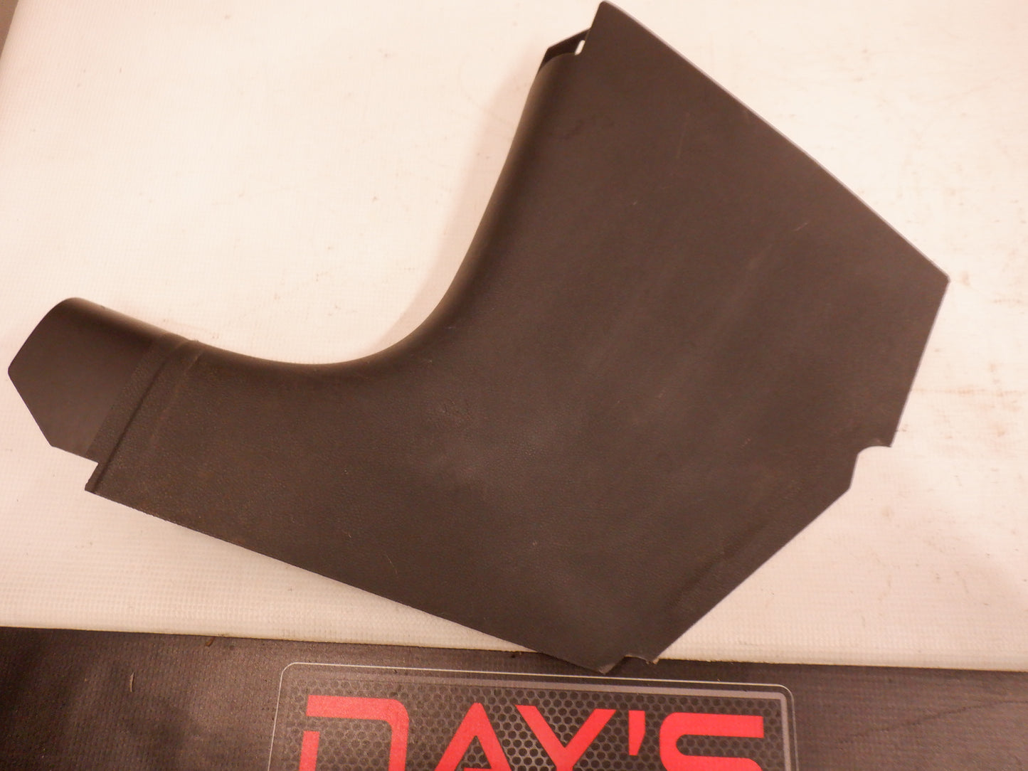 2010 Chevy Camaro SS Interior LH Lower Kick Plate Panel 92234908 OEM - Day's Parts Yard
