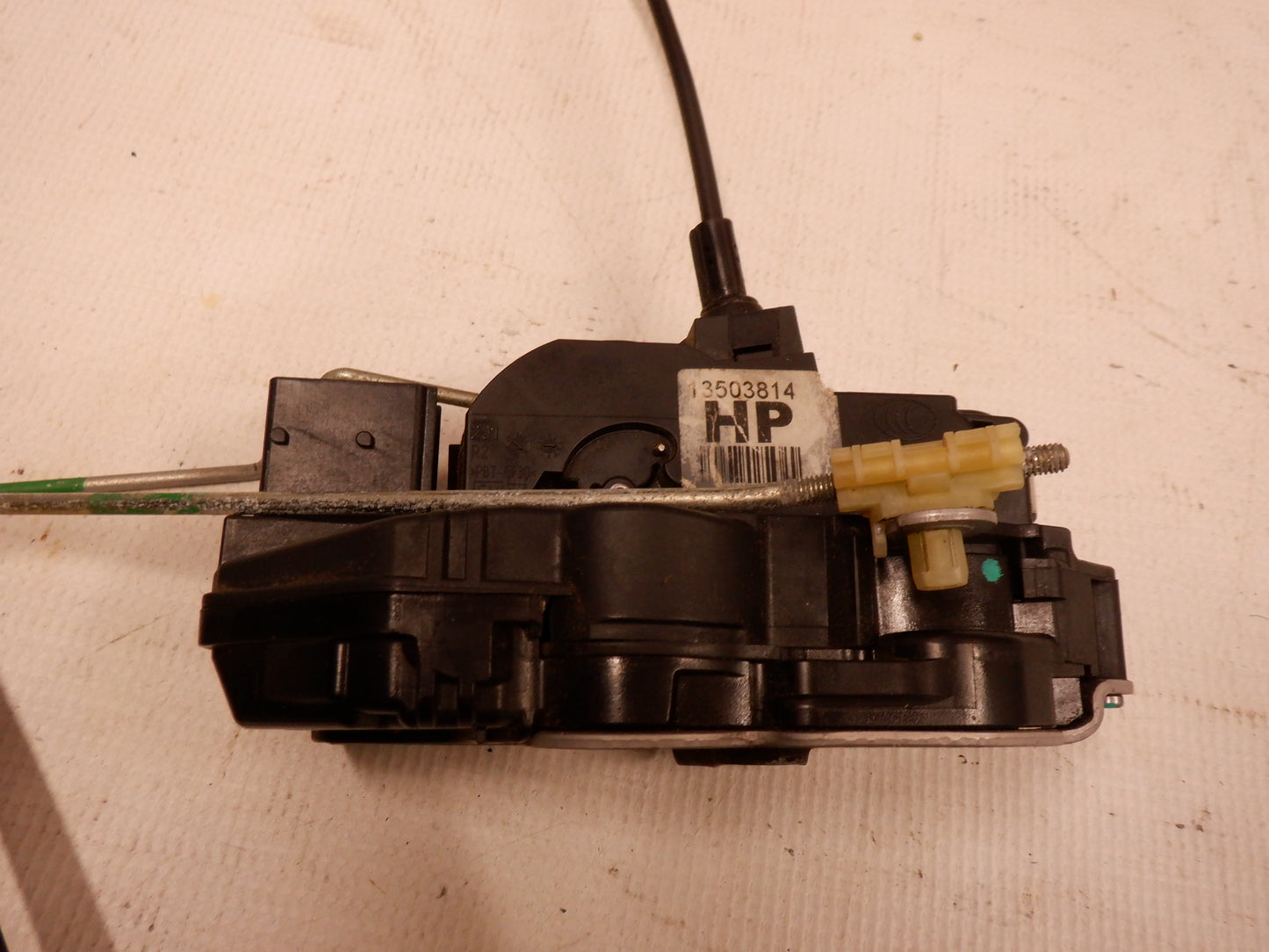 2010 Chevy Camaro SS Front Right Door Latch Assemble Actuator OEM - Day's Parts Yard
