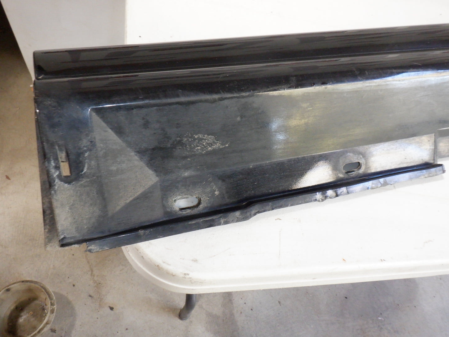 2006 Pontiac GTO LH Driver Rocker Molding 92059937 92078057 Black OEM - Day's Parts Yard