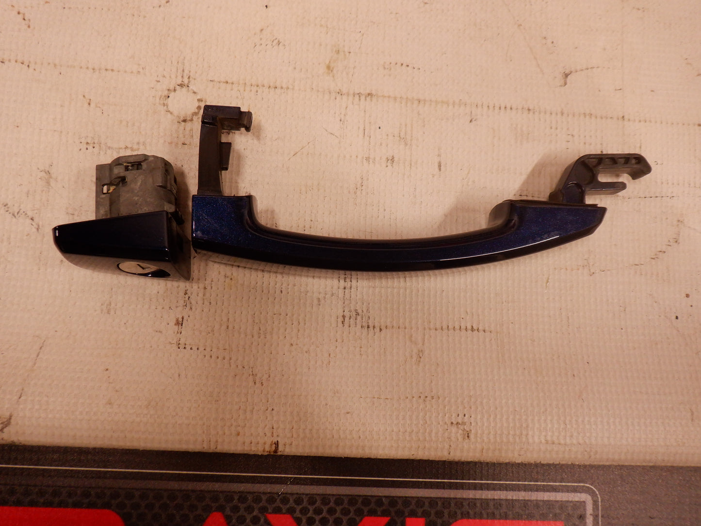 2011 Chevy Camaro SS LH Exterior Door Handle OEM - Day's Parts Yard