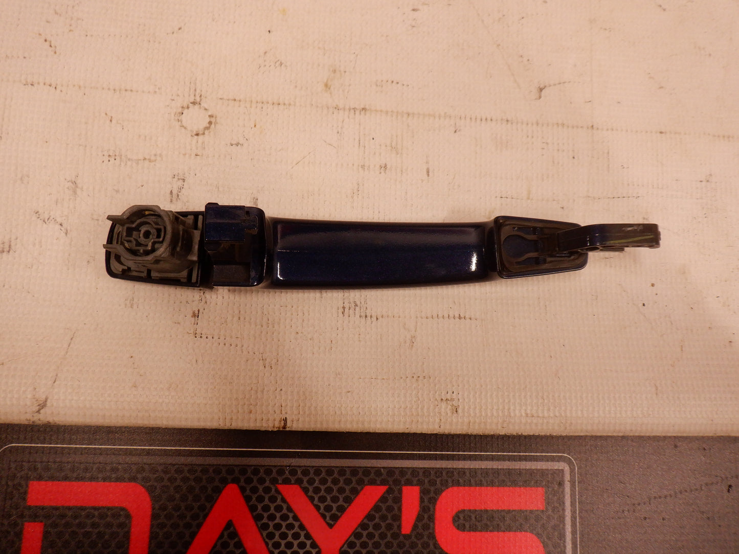 2011 Chevy Camaro SS LH Exterior Door Handle OEM - Day's Parts Yard