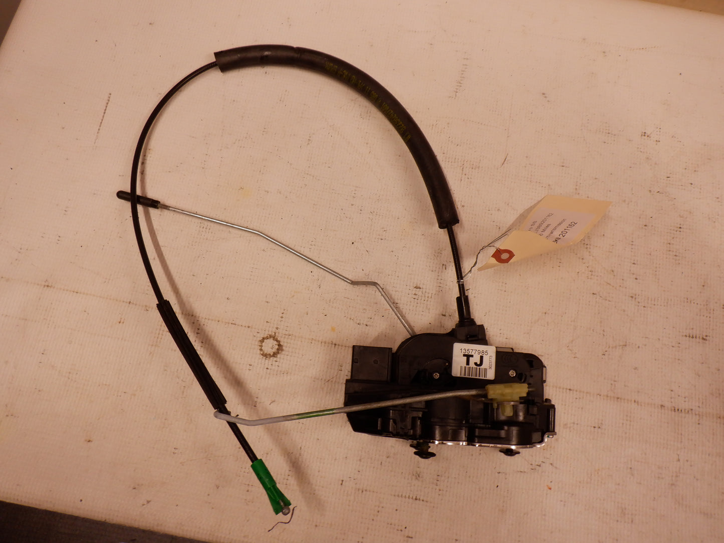 2011 Chevy Camaro SS Door Latch Actuator 13577985 OEM - Day's Parts Yard