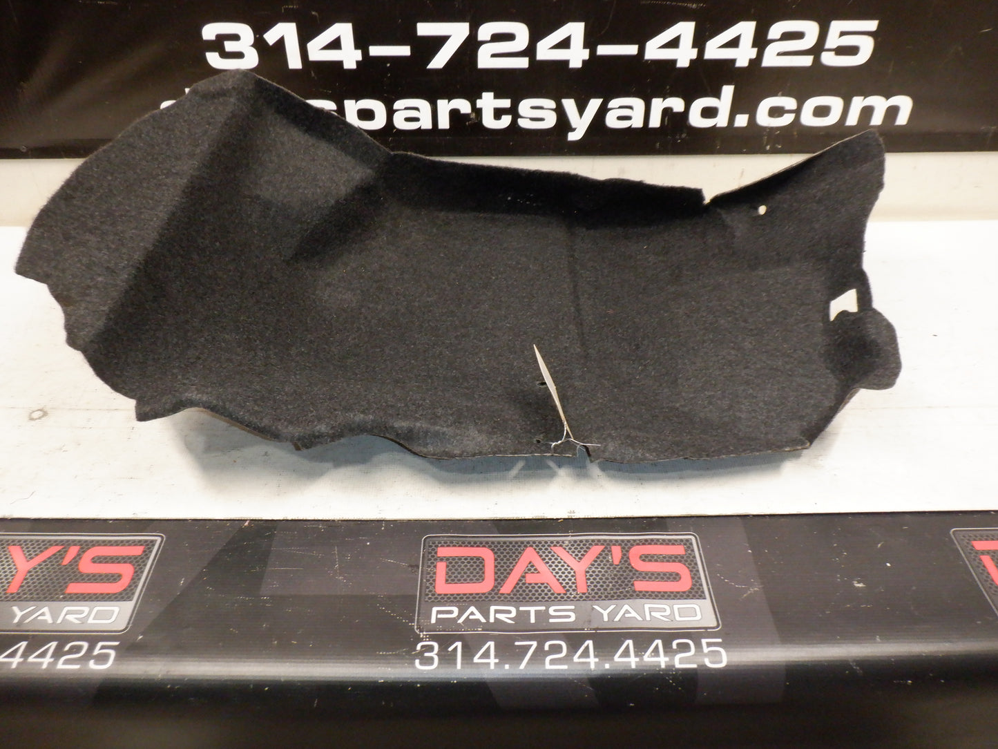 2006 Pontiac GTO LH Quarter Trunk Trim Carpet Liner 92155402 OEM - Day's Parts Yard