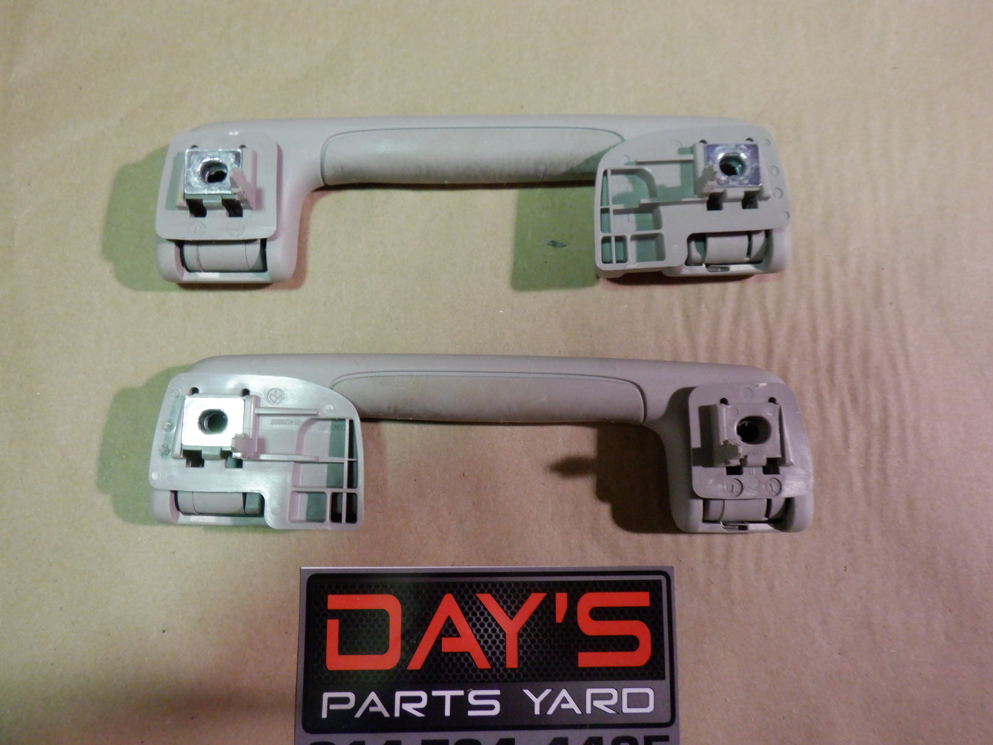 2009 Cadillac CTS-V Sedan Interior Rear RH &LH Pull Handles 654129907 OEM - Day's Parts Yard