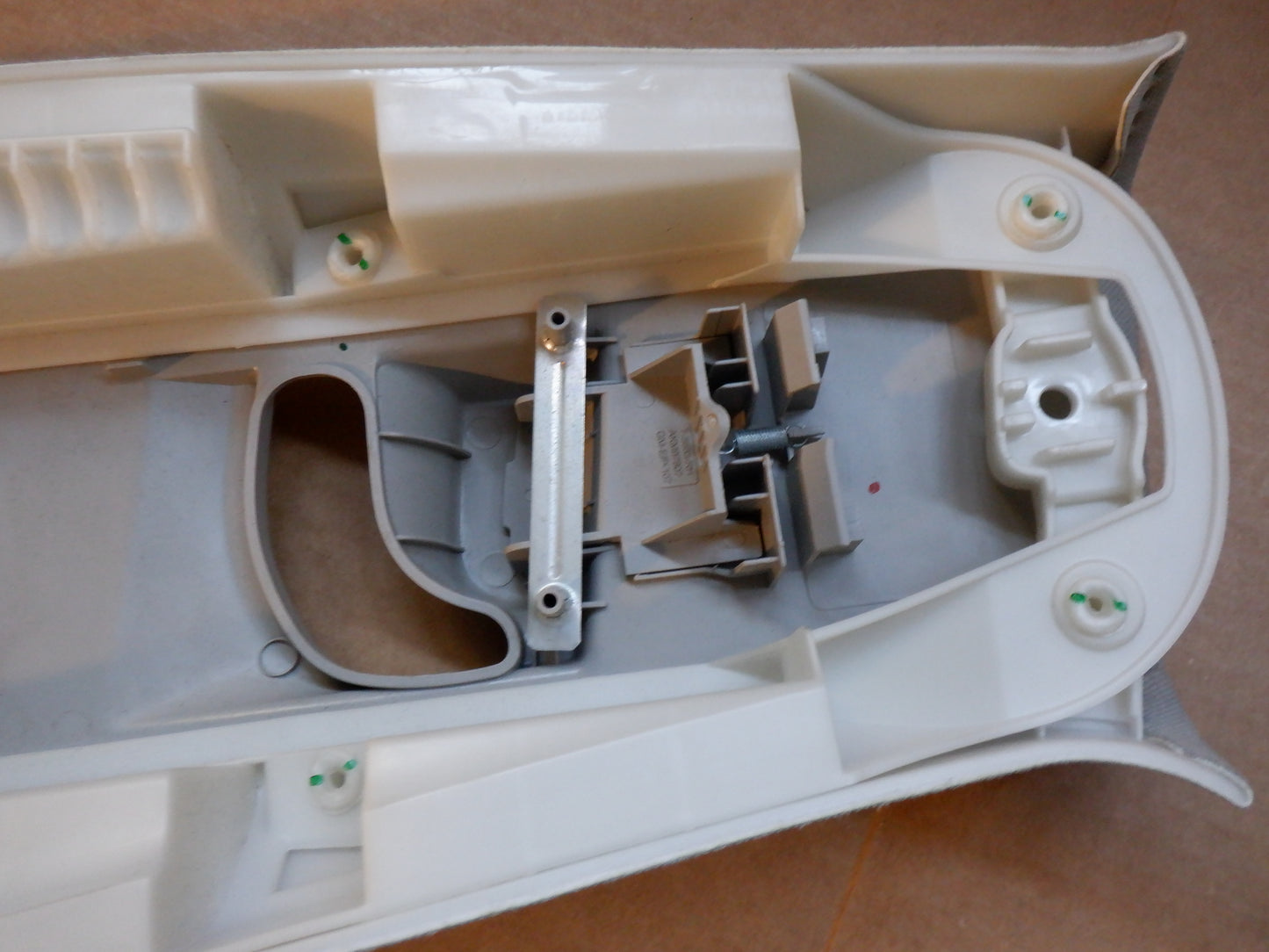 2009 Cadillac CTS-V Sedan B Pillar Upper RH 25862280 OEM - Day's Parts Yard