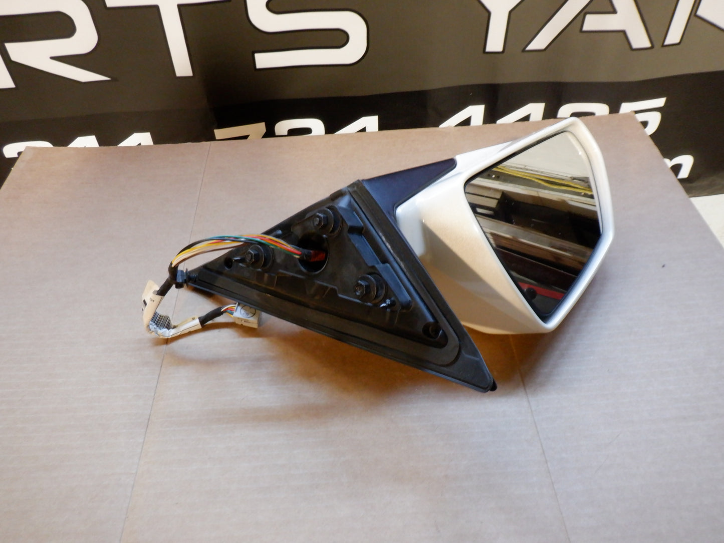 2009 Cadillac CTS-V Sedan Exterior Mirror LH 25951503 OEM - Day's Parts Yard