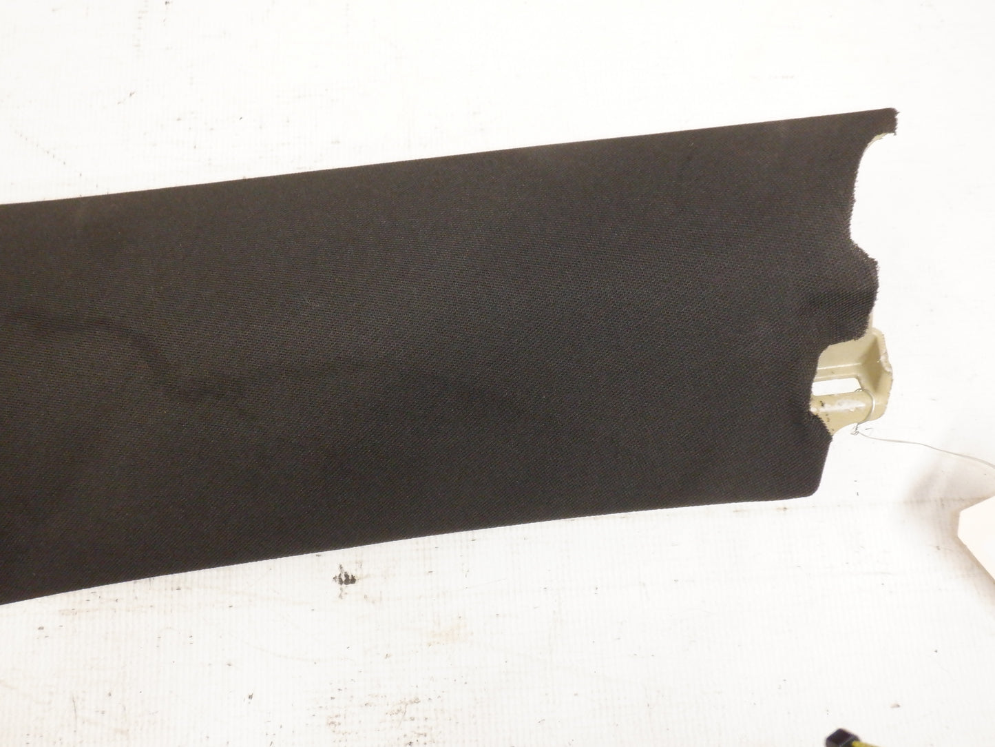 2006 Pontiac GTO LH Drivers Rear Pillar Trim Seat Belt Cover 92089331 OEM - Day's Parts Yard
