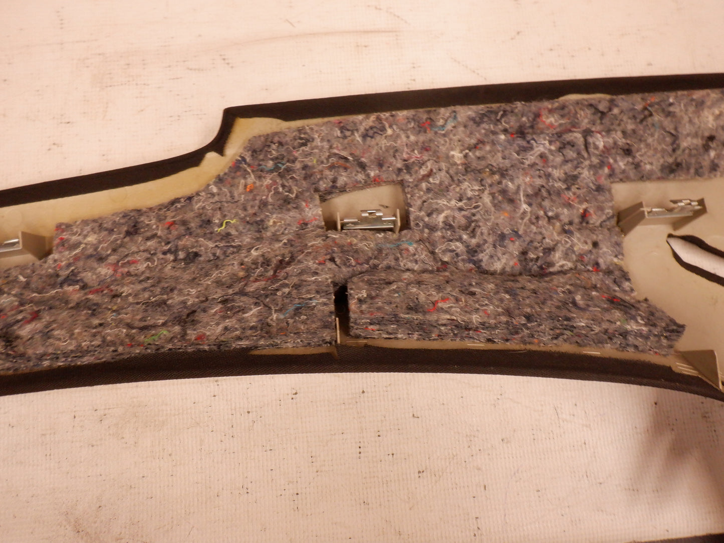 2006 Pontiac GTO LH Drivers Rear Pillar Trim Seat Belt Cover 92089331 OEM - Day's Parts Yard