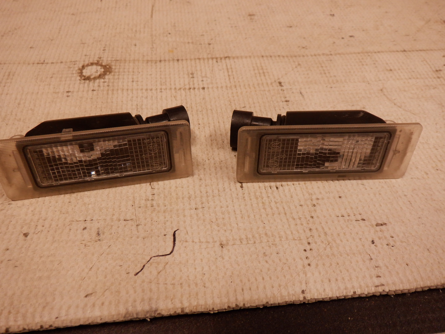 2014 Chevy SS Sedan License Plate Tag Lights OEM - Day's Parts Yard