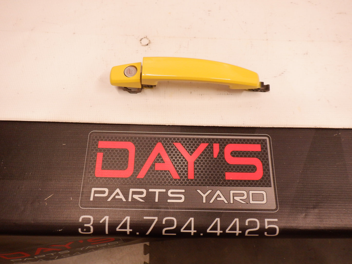 2015 Chevy Camaro SS LH Front Exterior Door Handle OEM - Day's Parts Yard