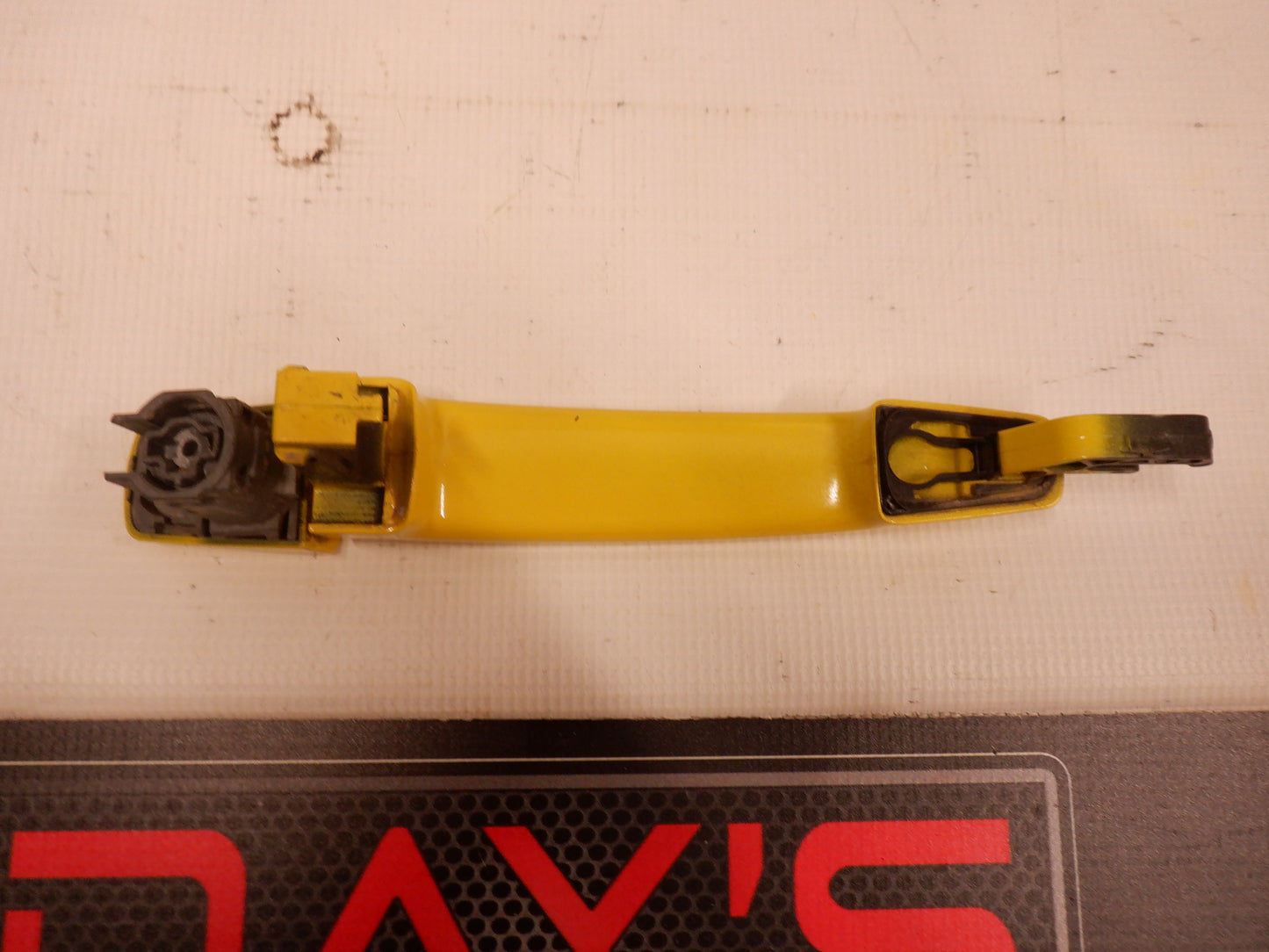 2015 Chevy Camaro SS LH Front Exterior Door Handle OEM - Day's Parts Yard