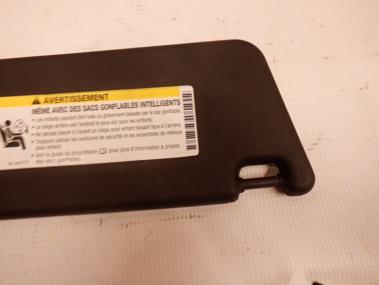 2015 Chevy Camaro SS Sun Visor LH 24409339 OEM - Day's Parts Yard