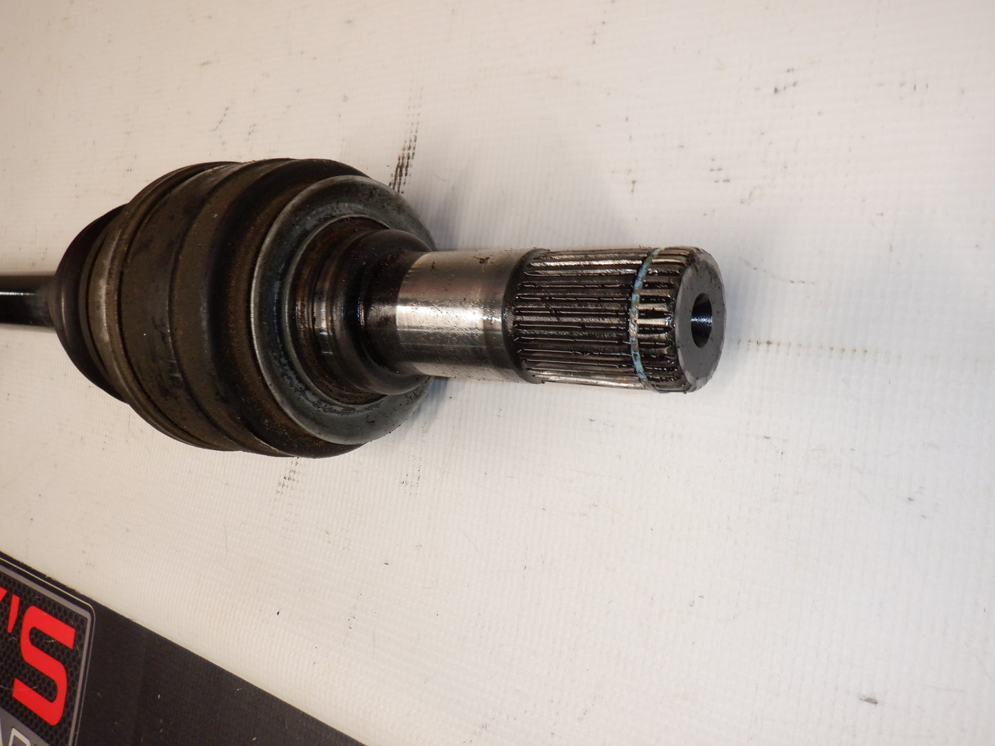 2011 Chevy Camaro SS Axle Shaft Assembly LH Half Shaft 92246759 OEM - Day's Parts Yard