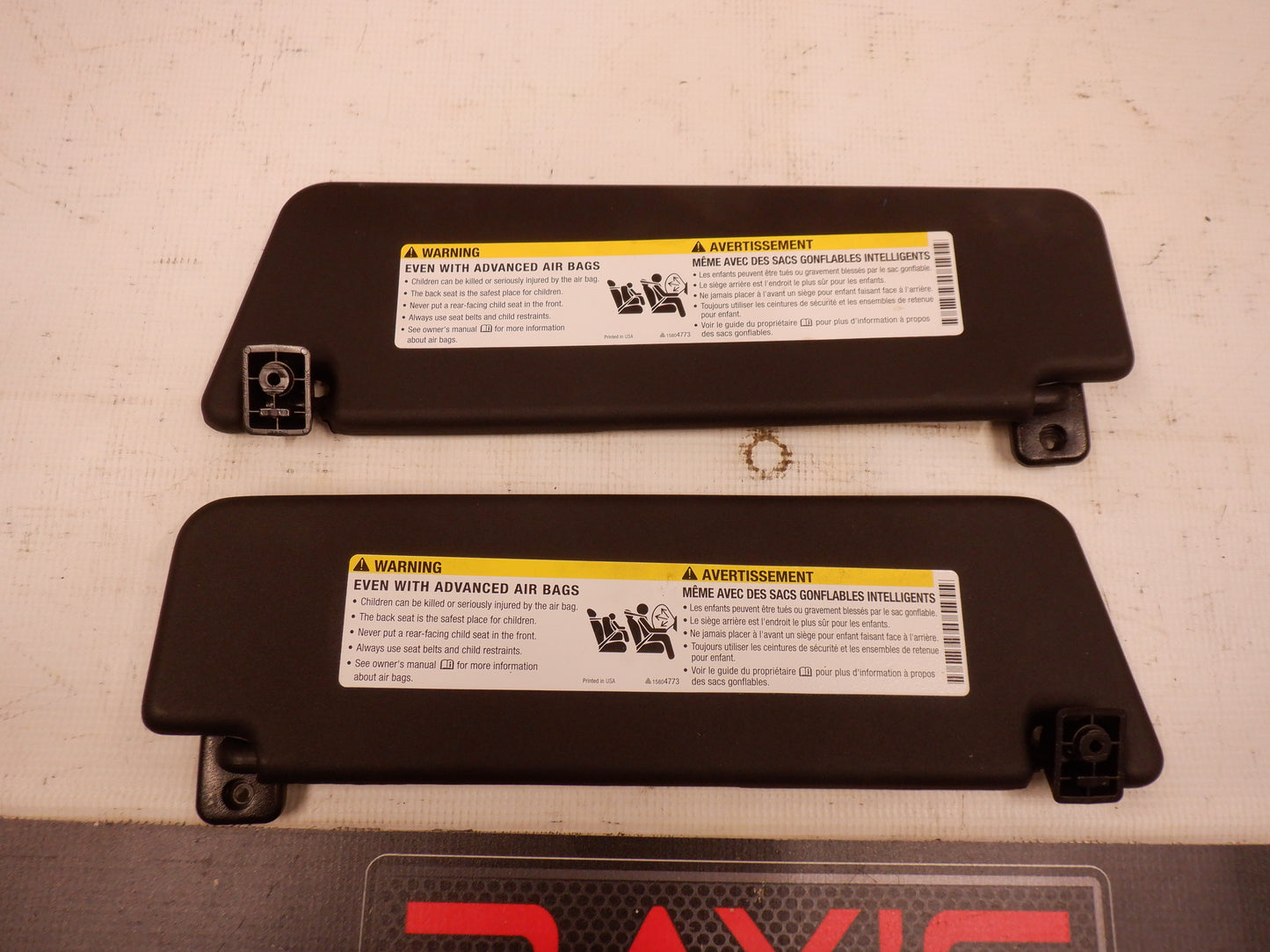 2015 Chevy Camaro Sun Visor Set RH/LH and Clips OEM - Day's Parts Yard