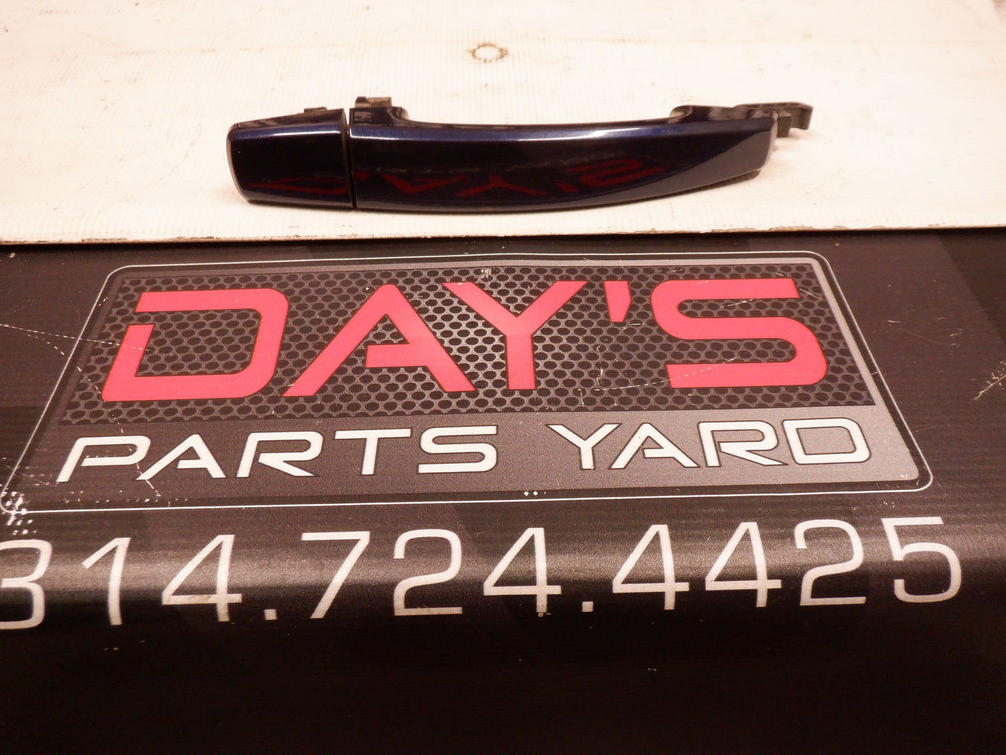 2011 Chevy Camaro SS RH Exterior Door Handle OEM - Day's Parts Yard