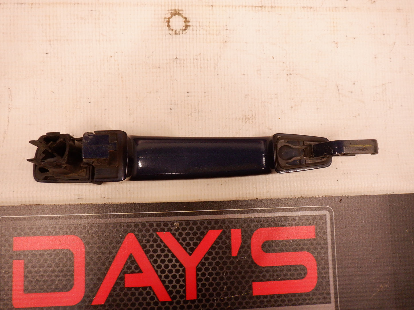 2011 Chevy Camaro SS RH Exterior Door Handle OEM - Day's Parts Yard