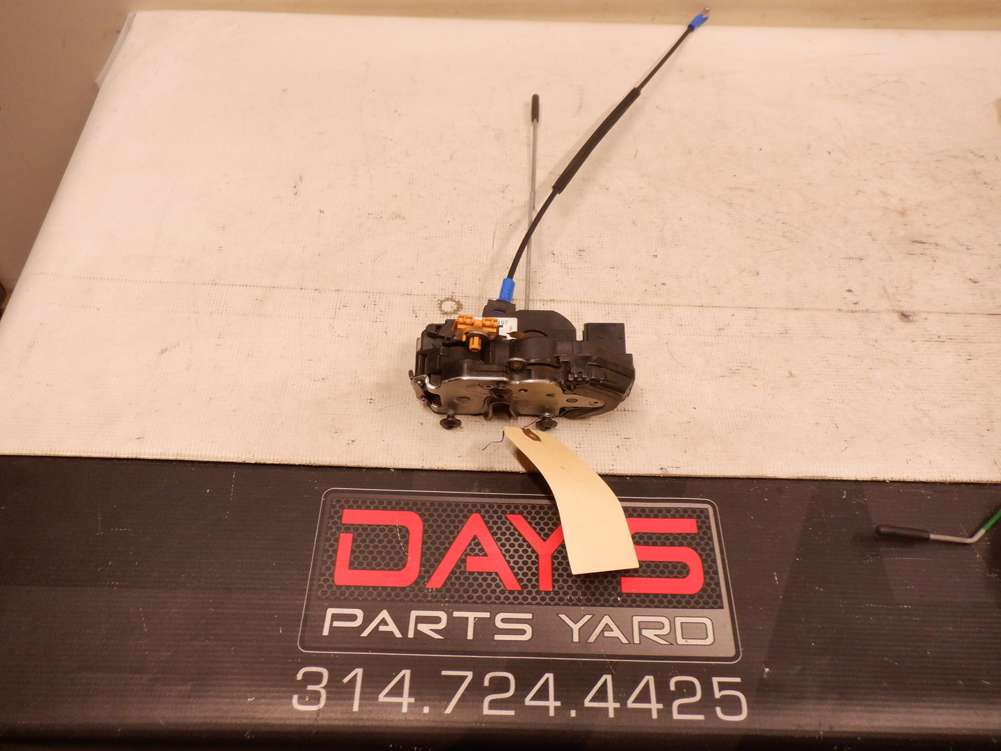 2014 Chevy SS Sedan LH Driver Front Door Lock Latch Actuator 13579497 OEM - Day's Parts Yard