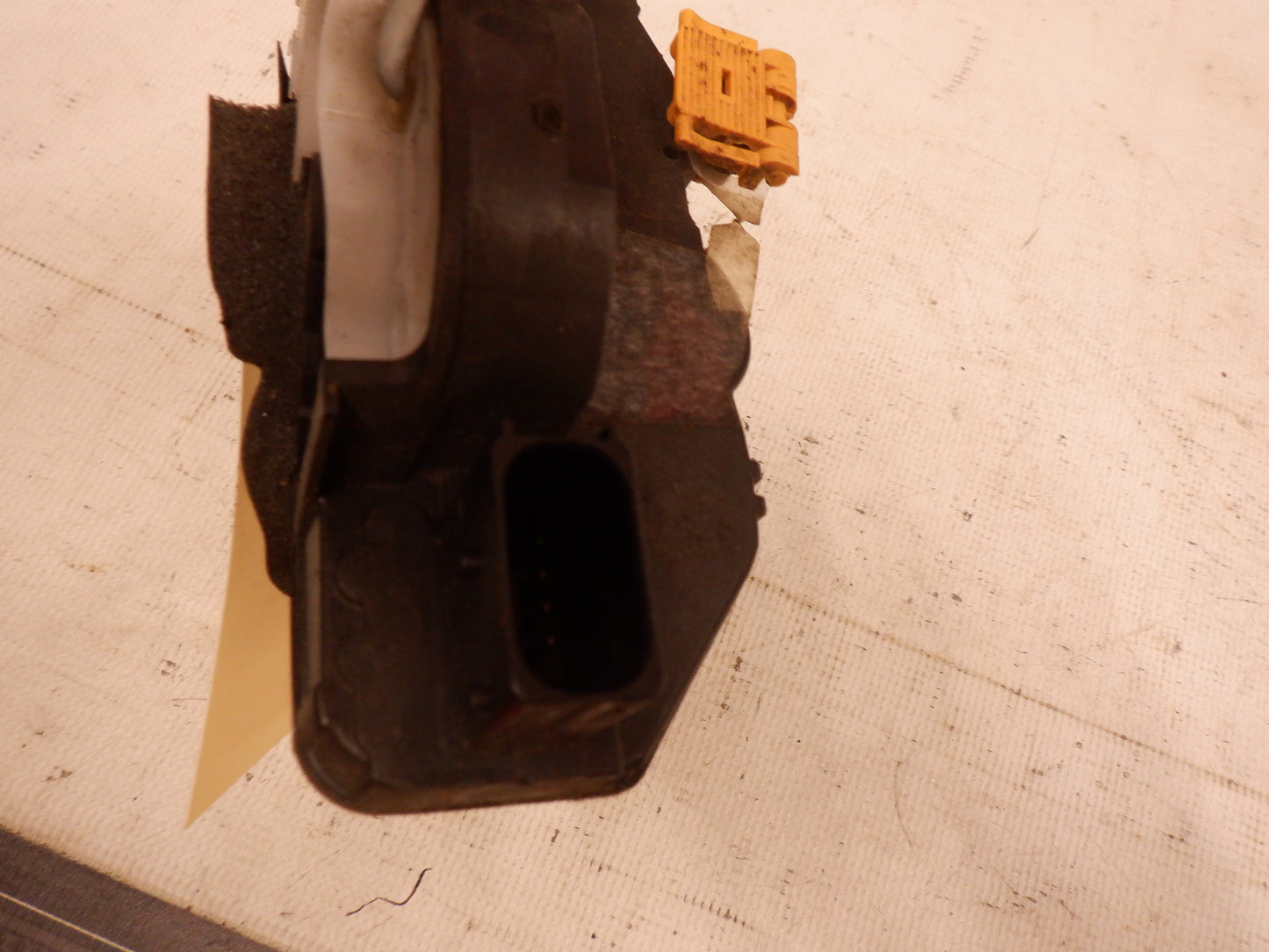 2014 Chevy SS Sedan RH Passenger Rear Door Lock Latch Actuator 13579552 OEM - Day's Parts Yard