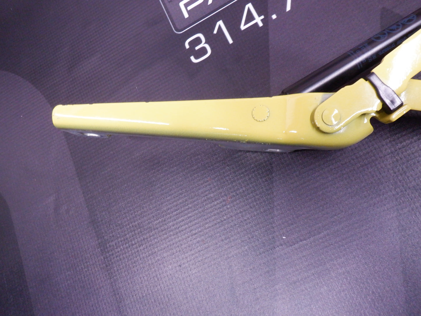2014 Chevy Camaro Convertible Trunk Hinge RH OEM - Day's Parts Yard