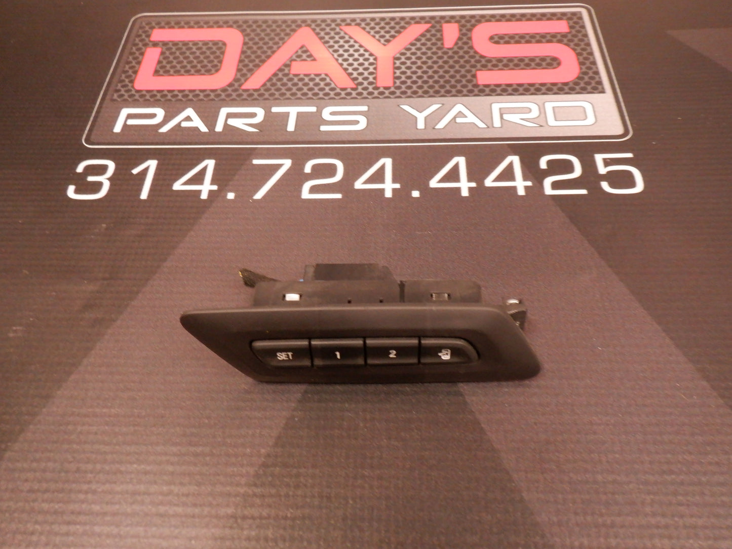2017 Camaro Door Panel Memory Switch Control Button LH L0247456AB OEM - Day's Parts Yard