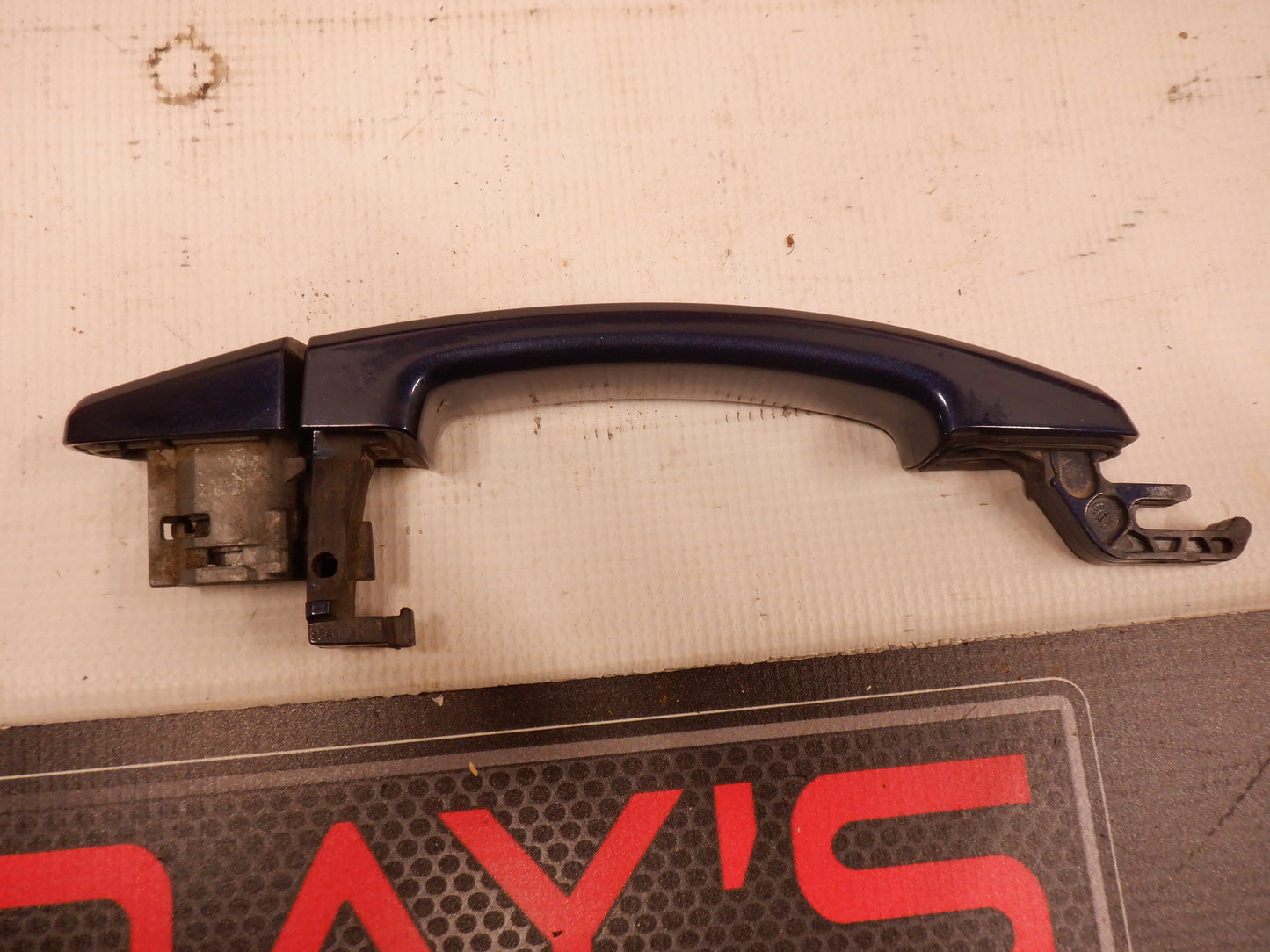 2011 Chevy Camaro SS Exterior LH Front Door Lock Handle OEM - Day's Parts Yard