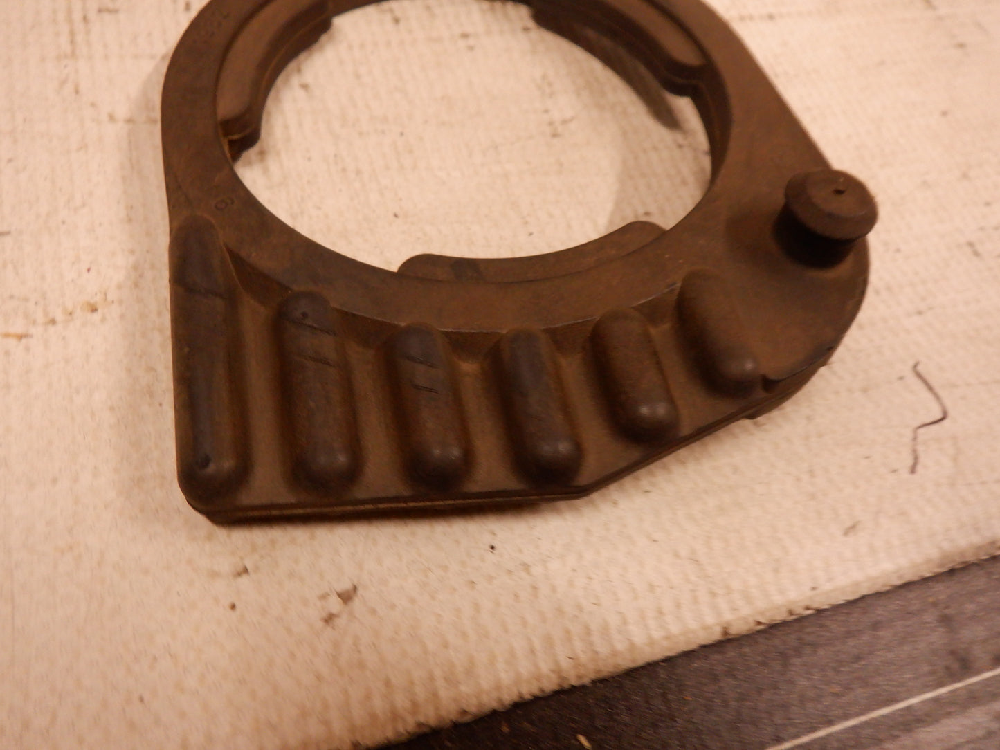 2015 Chevy SS Sedan Rear Cradle Rubber Isolators OEM - Day's Parts Yard