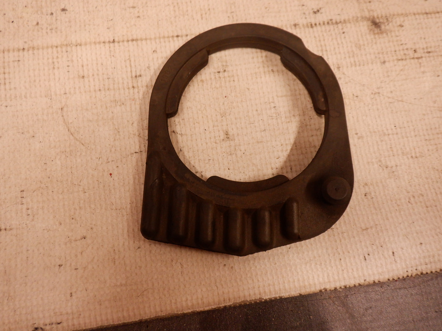2015 Chevy SS Sedan Rear Cradle Rubber Isolators OEM - Day's Parts Yard