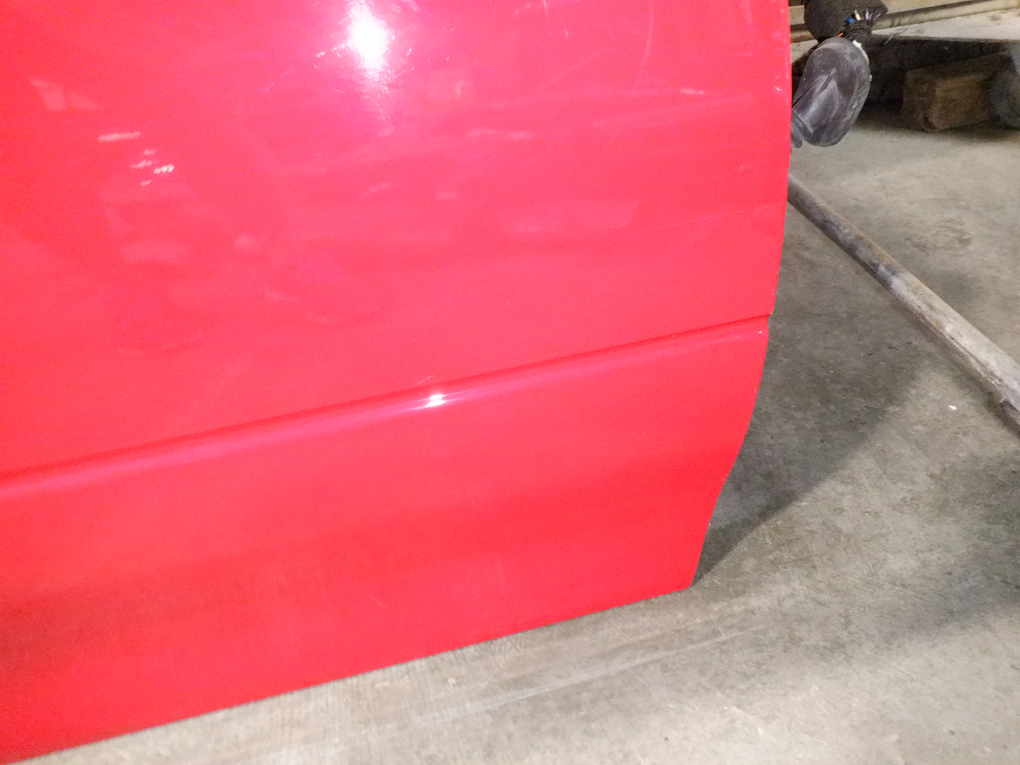 2005 Pontiac GTO RH Passenger Door Assembly OEM - Day's Parts Yard