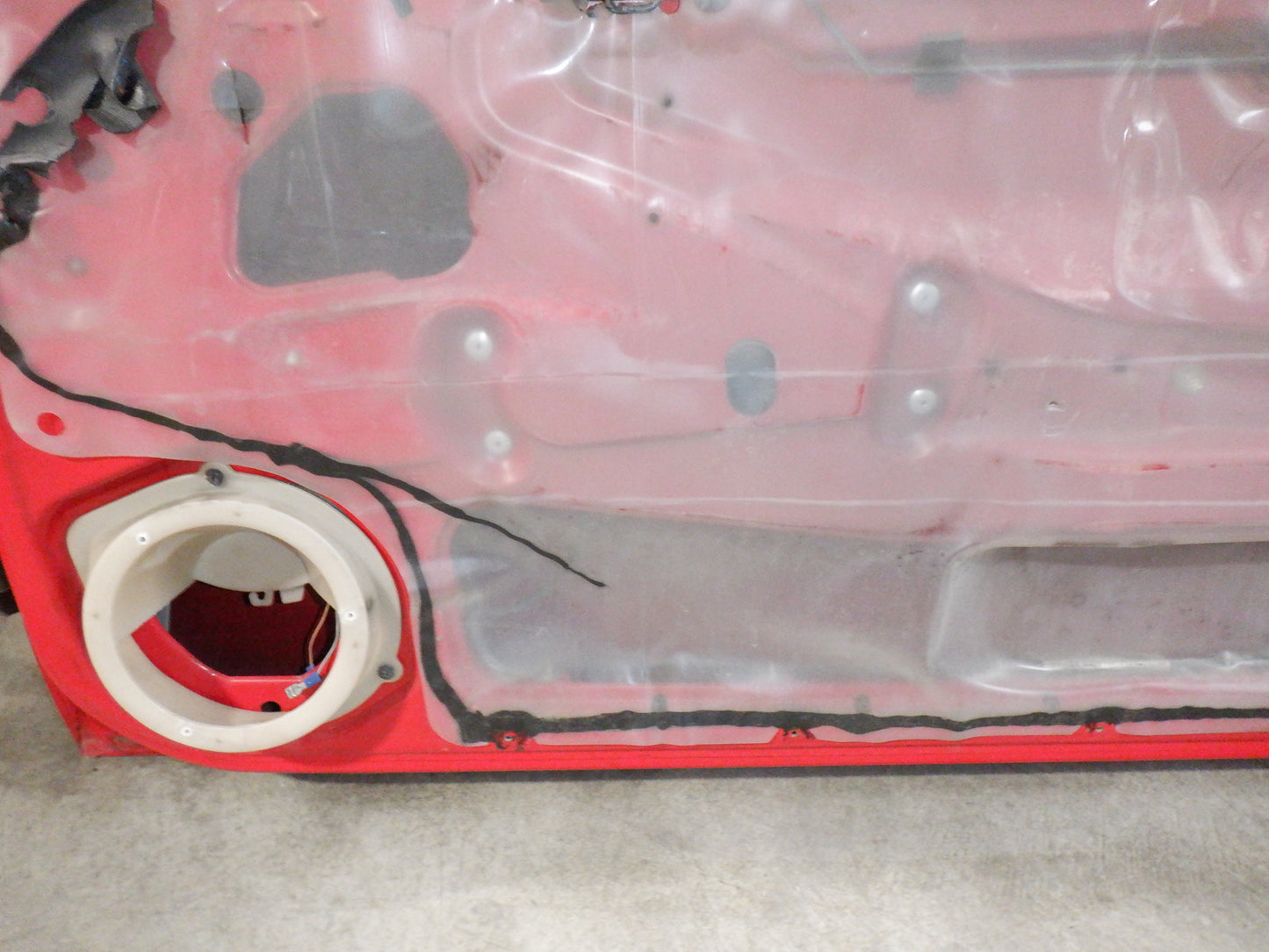 2005 Pontiac GTO RH Passenger Door Assembly OEM - Day's Parts Yard