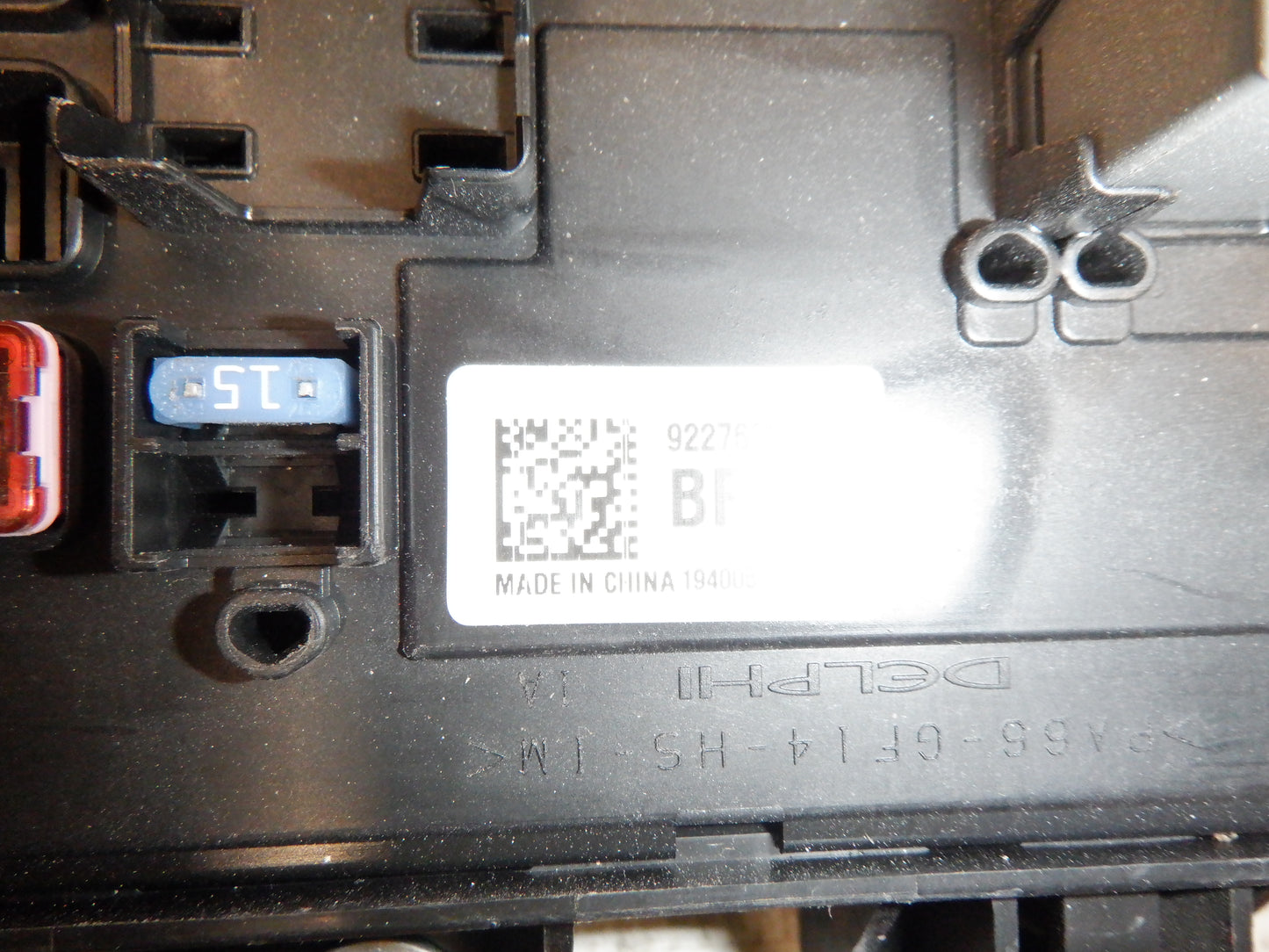 2015 Chevy SS Sedan Rear Fuse Box Relay Panel 92276935 OEM - Day's Parts Yard