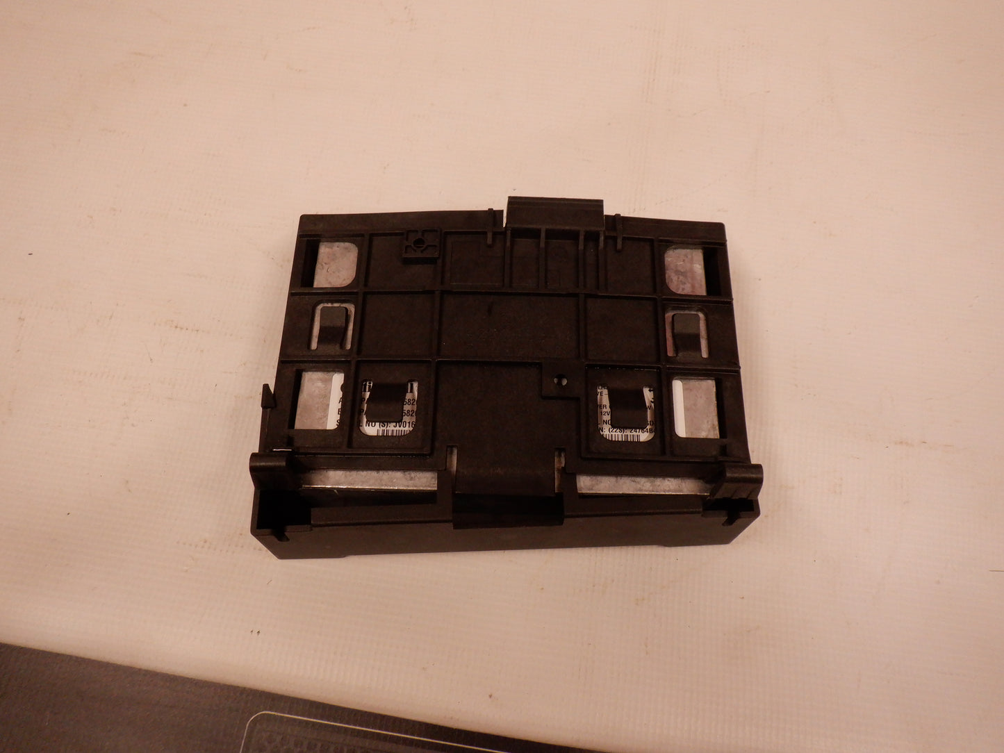 2009 Pontiac G8 On Star Communication Module w/ Bracket OEM - Day's Parts Yard