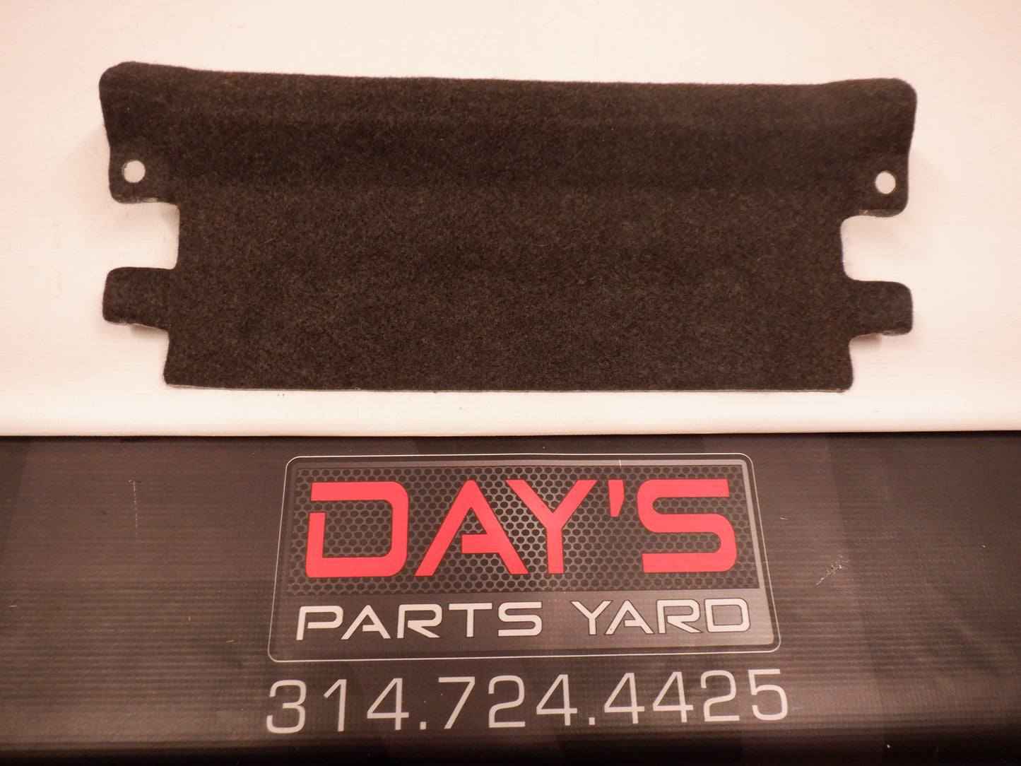 2009 Pontiac G8 WM Ski Port Felt Cover OEM - Day's Parts Yard