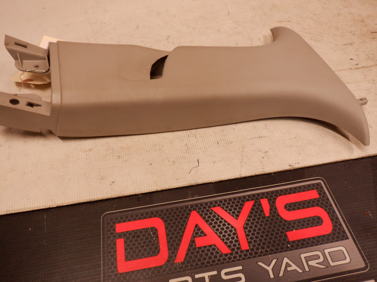 2015 Chevy SS Sedan RH Passenger Upper B Pillar 92295191 OEM - Day's Parts Yard