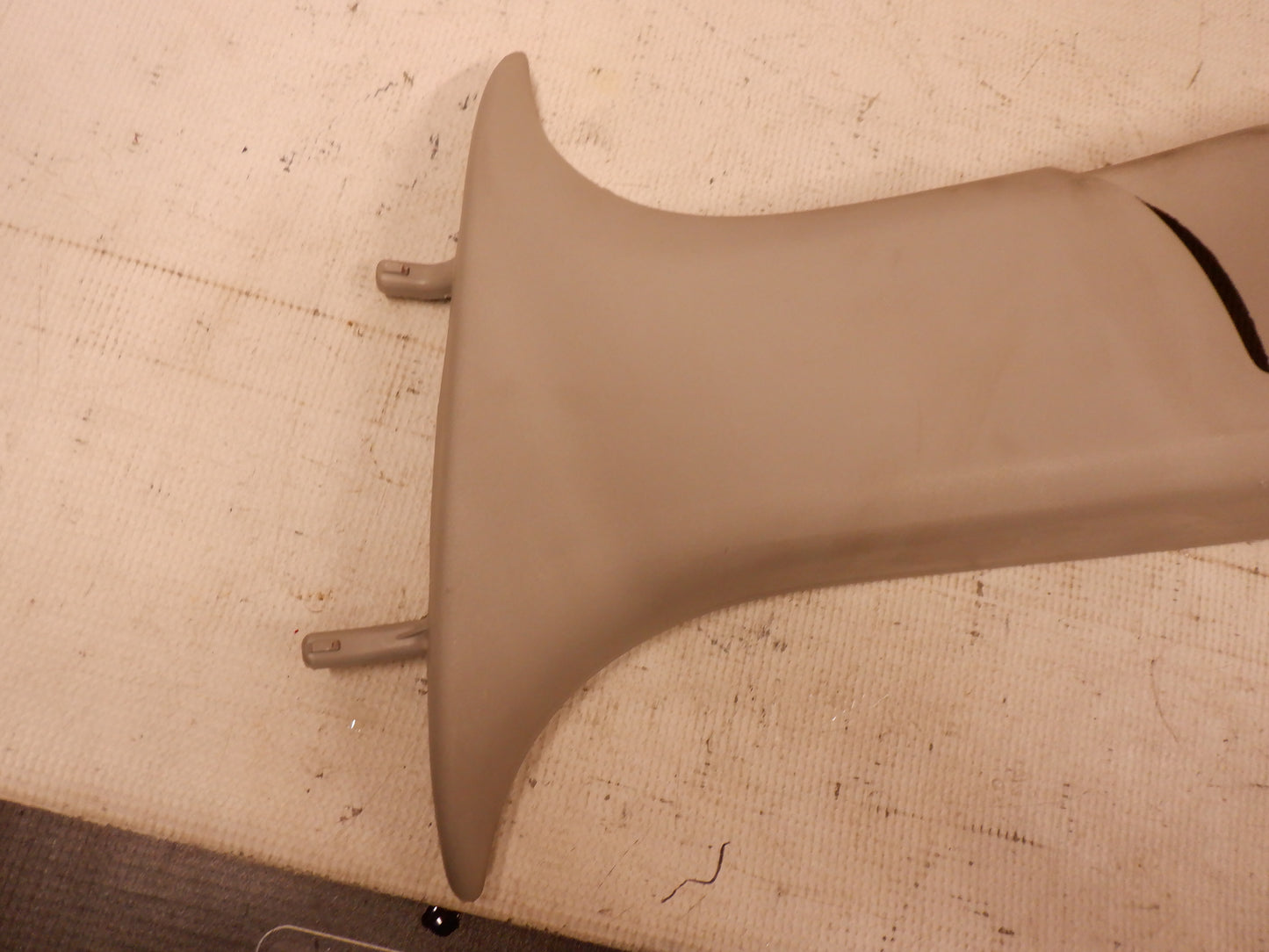 2015 Chevy SS Sedan LH Driver Upper B Pillar 92295189 OEM - Day's Parts Yard