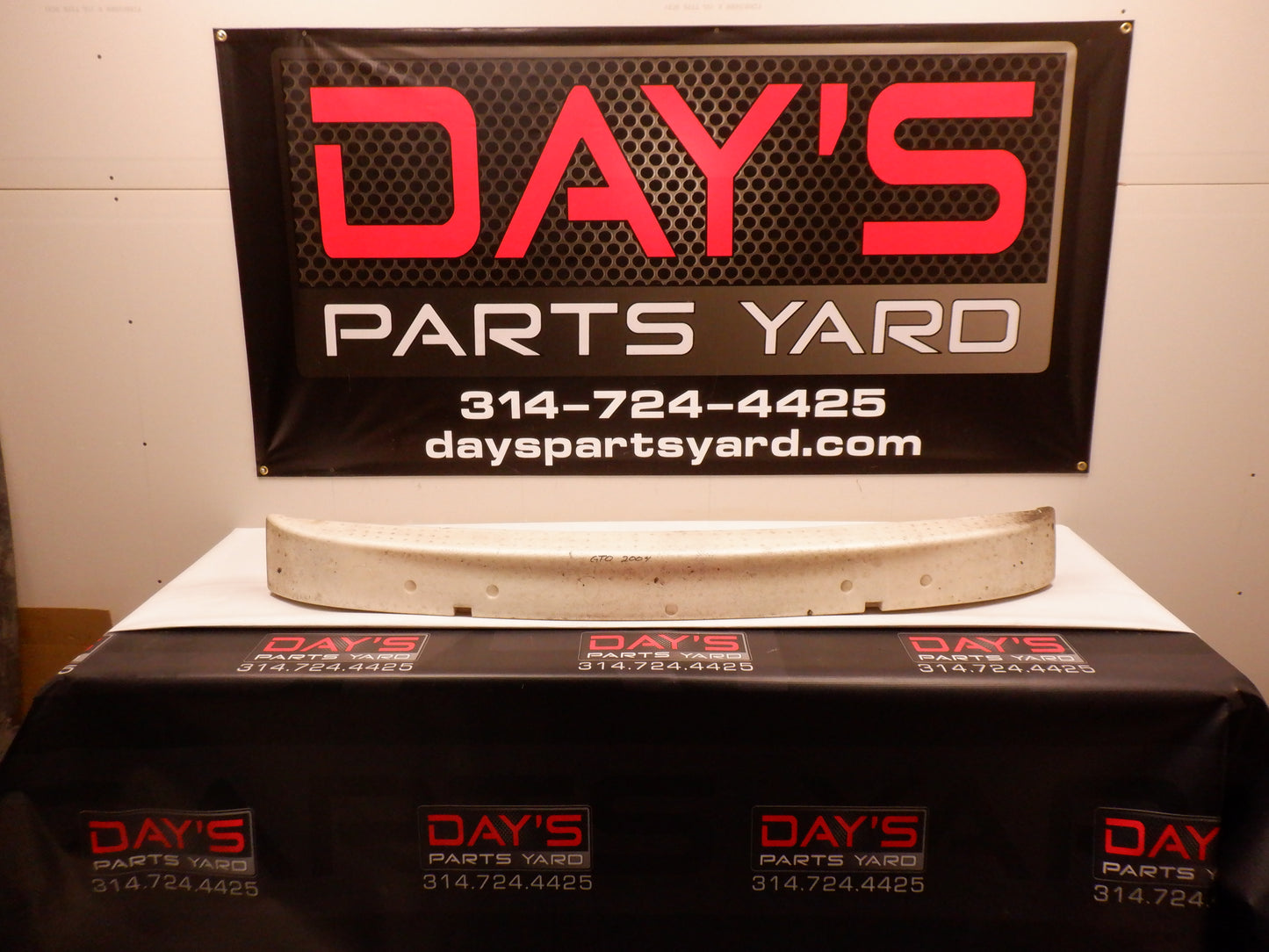 2004 Pontiac GTO Rear Bumper Foam Bar Impact Absorber 92119495 OEM - Day's Parts Yard