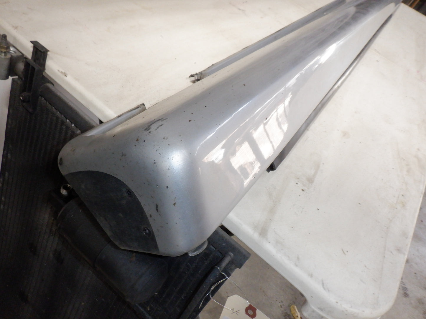 2005 Pontiac GTO RH Passenger Rocker Molding Panel 92059936 92078056 OEM - Day's Parts Yard