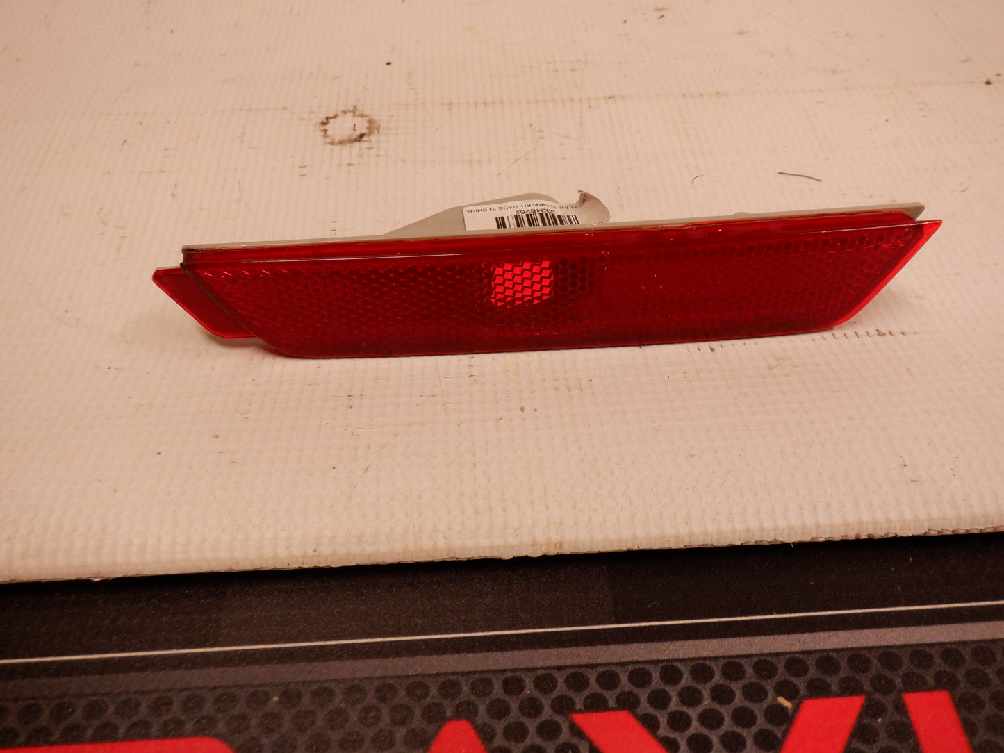 2011 Chevy Camaro RH Passenger Rear Bumper Marker Light Reflector 92246252 OEM - Day's Parts Yard