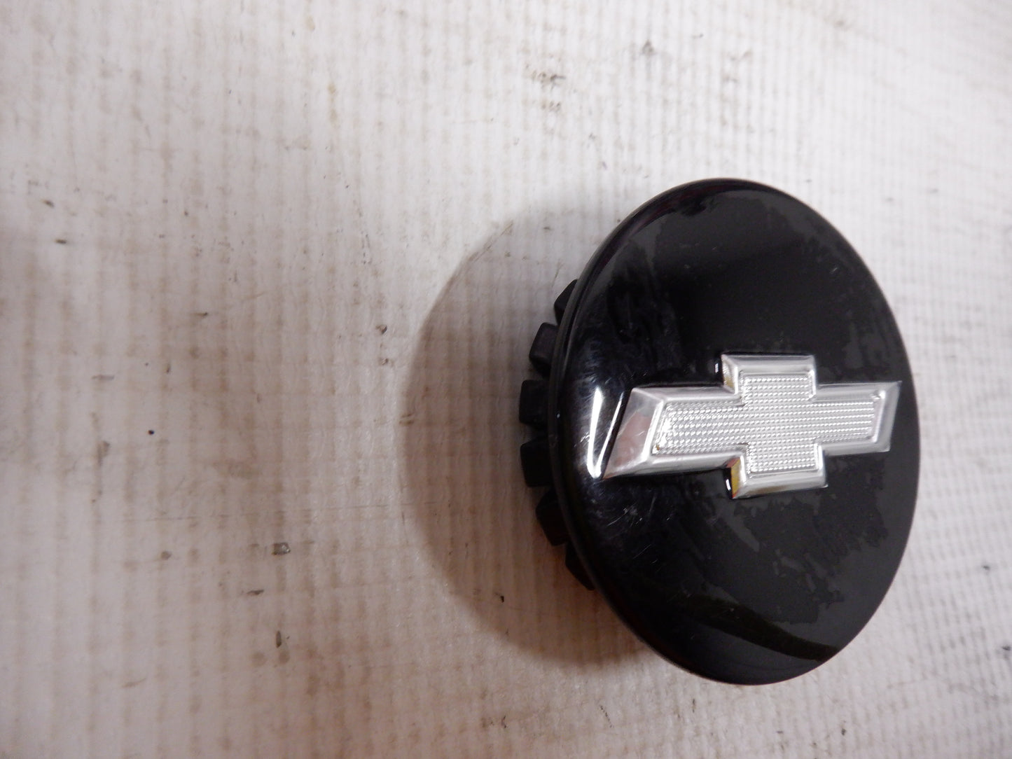 Chevrolet Camaro Wheel Center Caps Cap Black 9594156 OEM - Day's Parts Yard