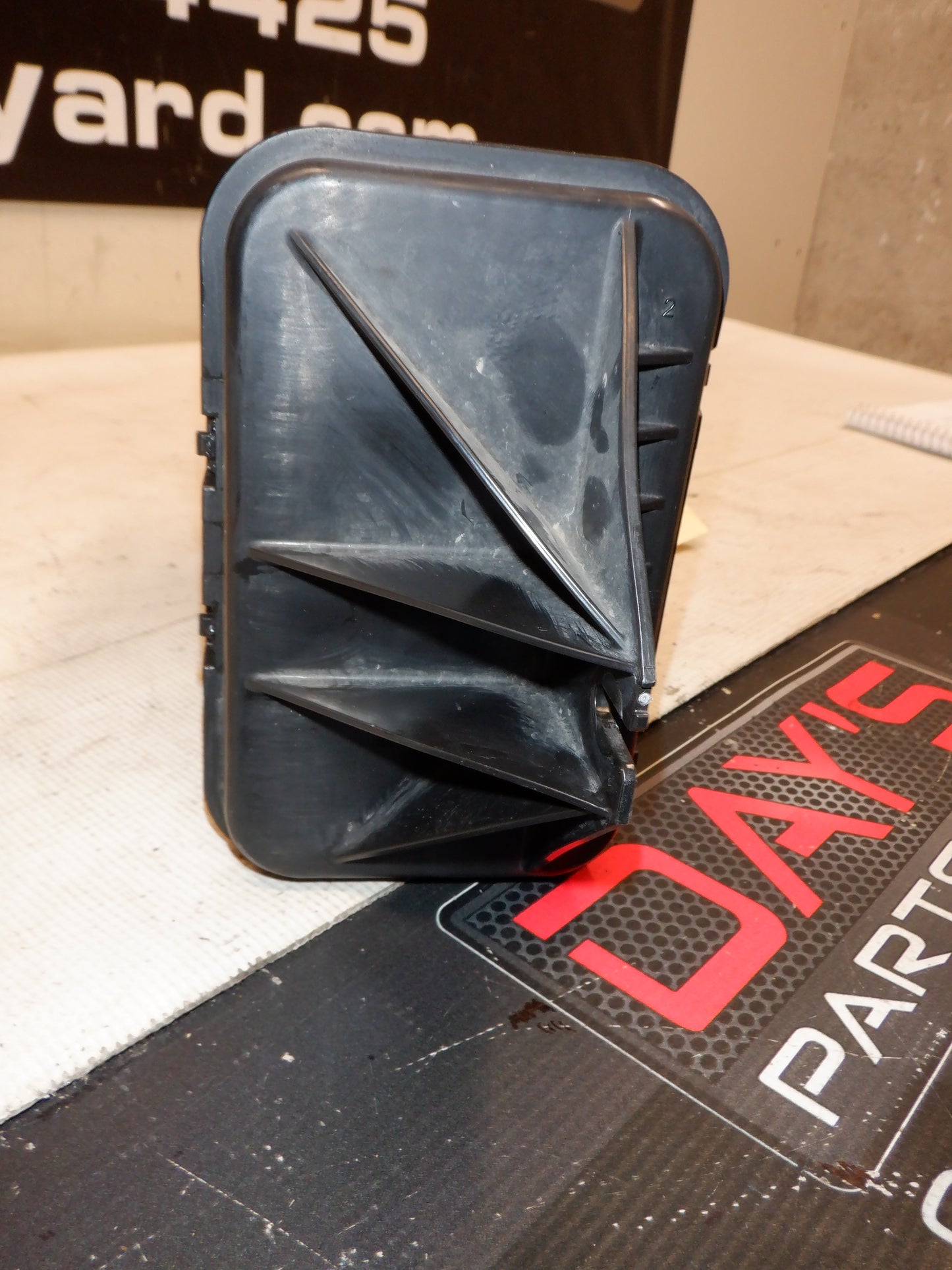 2014 Chevy SS Sedan Evaporation Fuel Vapor Canister 92267003 OEM - Day's Parts Yard