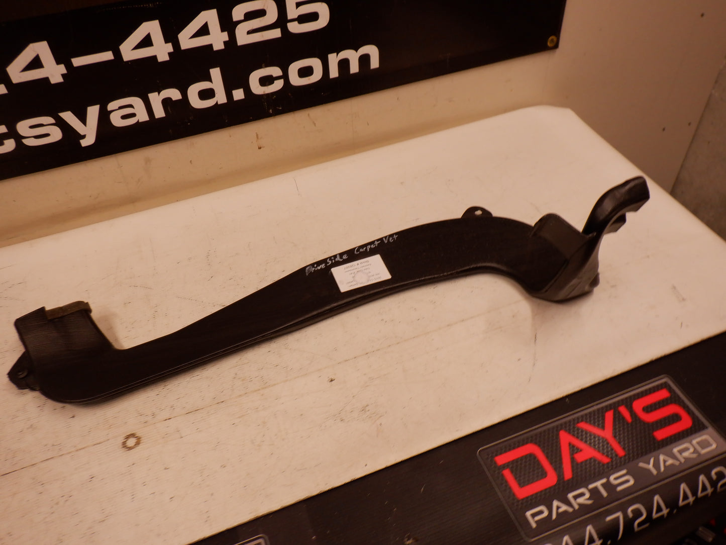 2015 Chevy SS Sedan Carpet Vet Duct 92458282 OEM - Day's Parts Yard