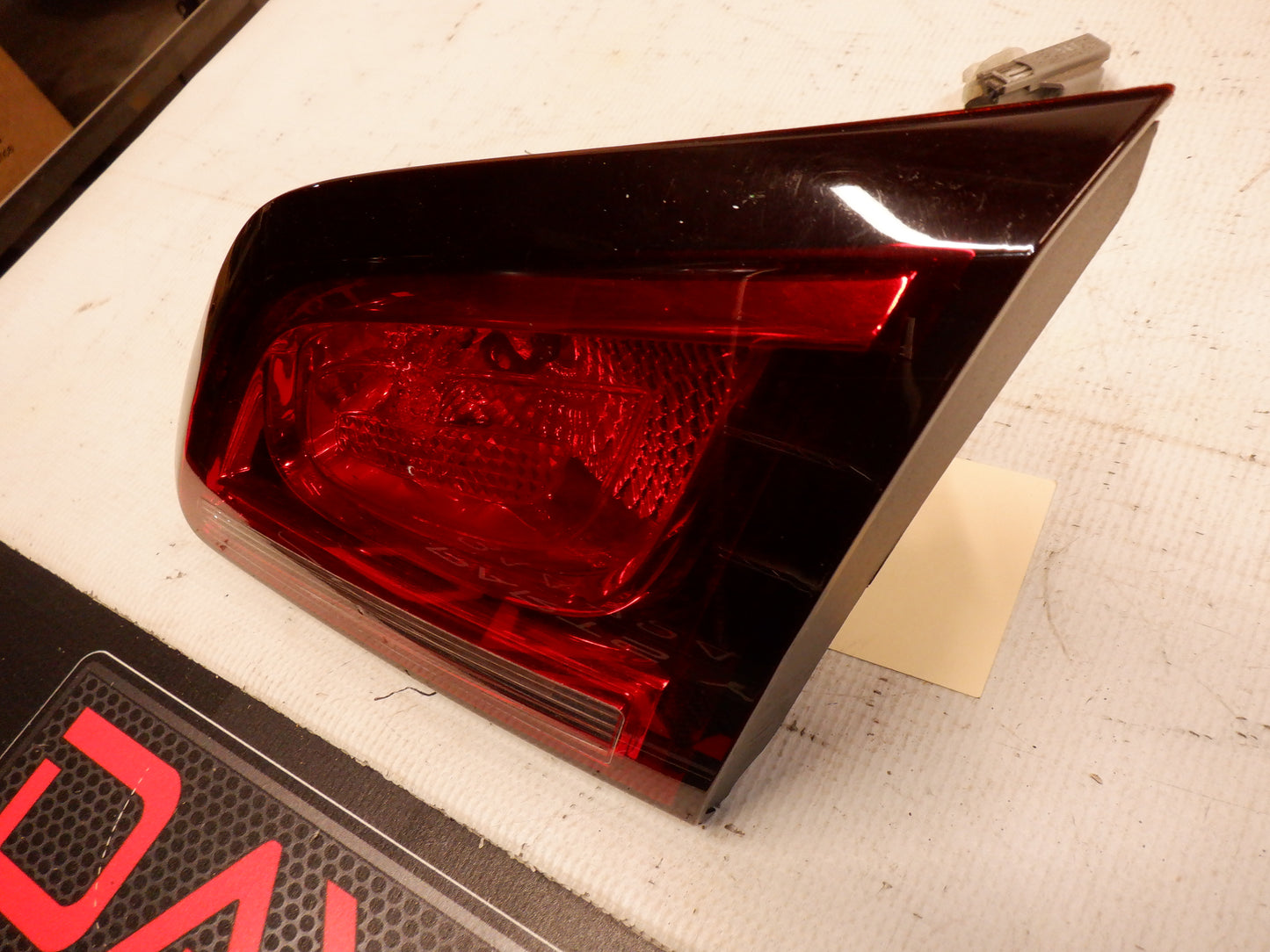 2014 Chevy SS Sedan RH Passenger Inner Tail Light Lamp 92270557 OEM - Day's Parts Yard